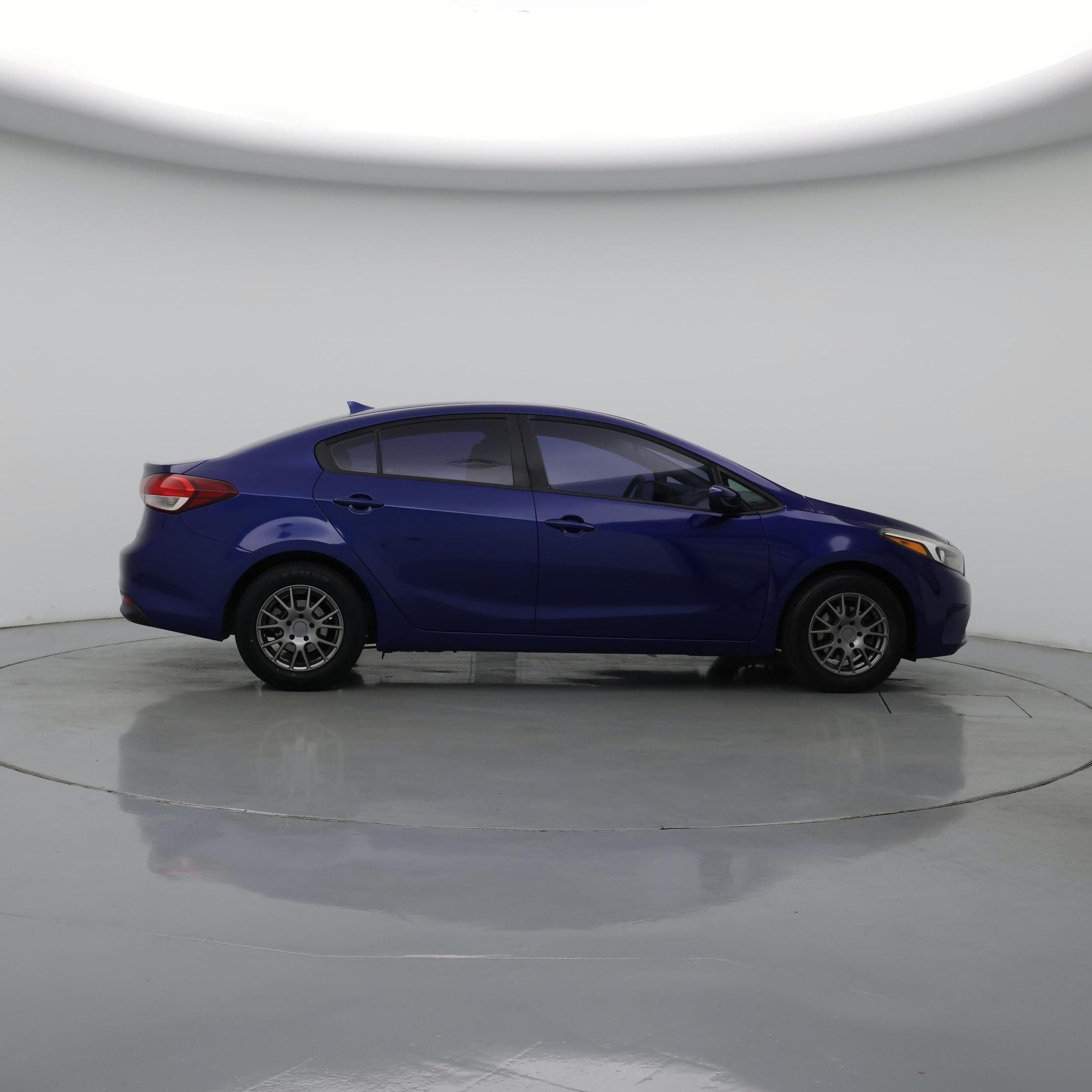 Thumbnail: 2017 Kia Forte - 7