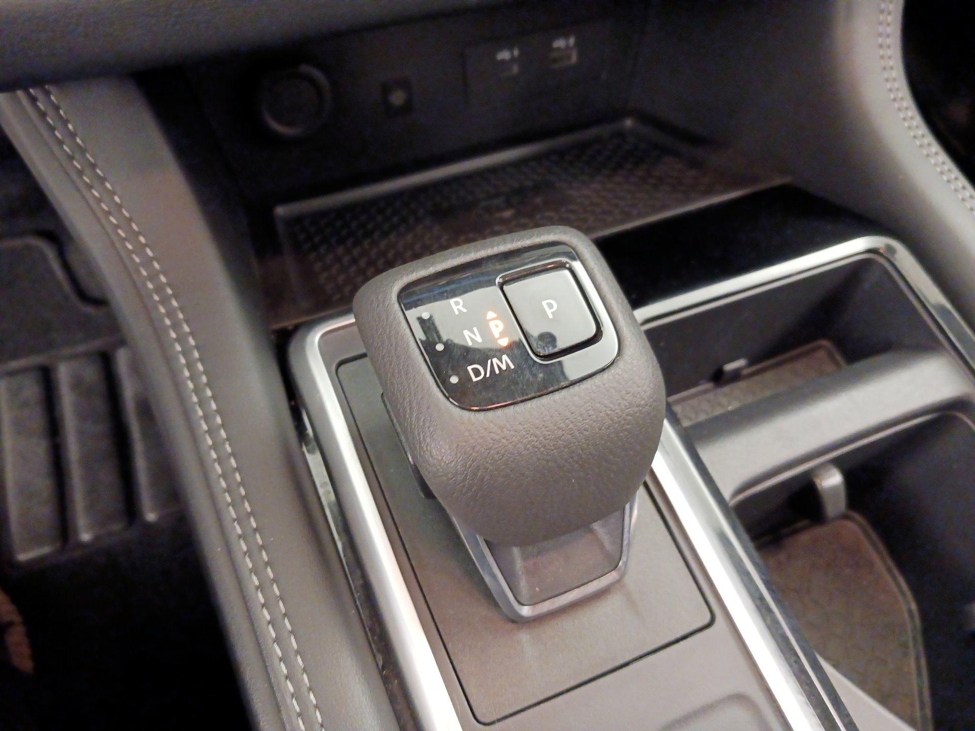 Thumbnail: 2024 Nissan Pathfinder - 18