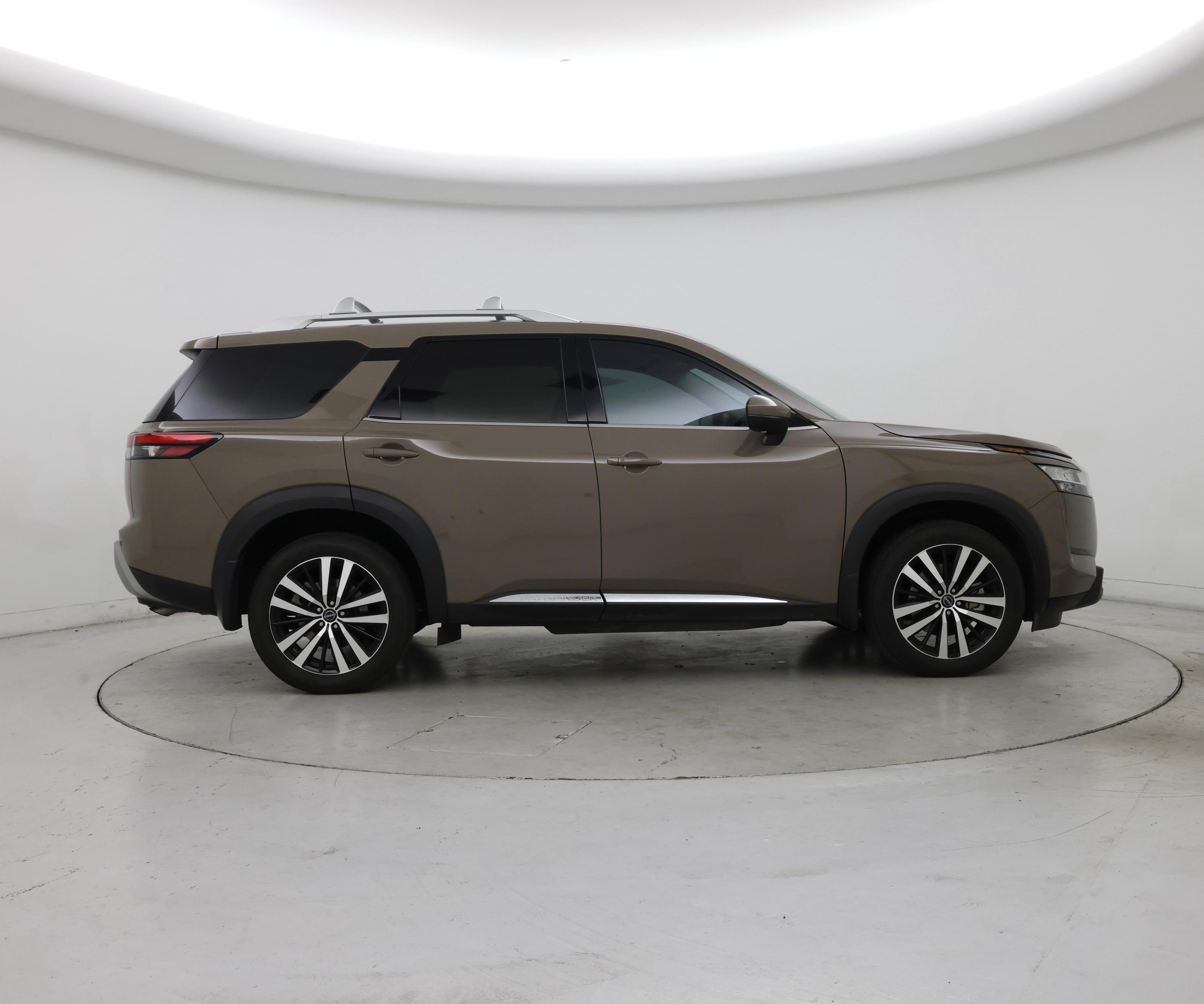Thumbnail: 2024 Nissan Pathfinder - 7