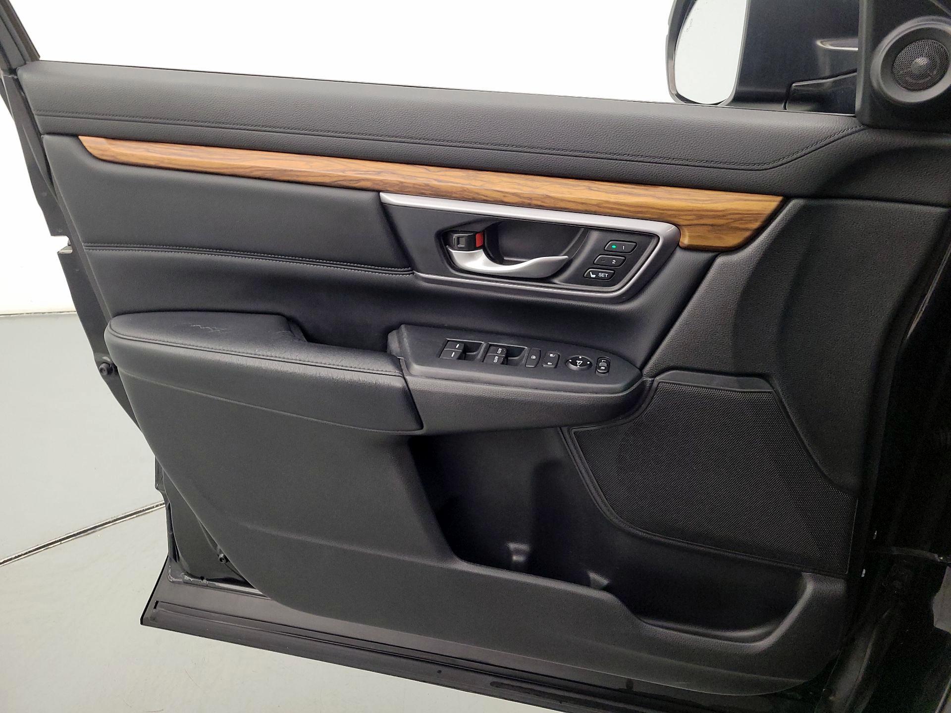 Thumbnail: 2017 Honda CR-V - 12