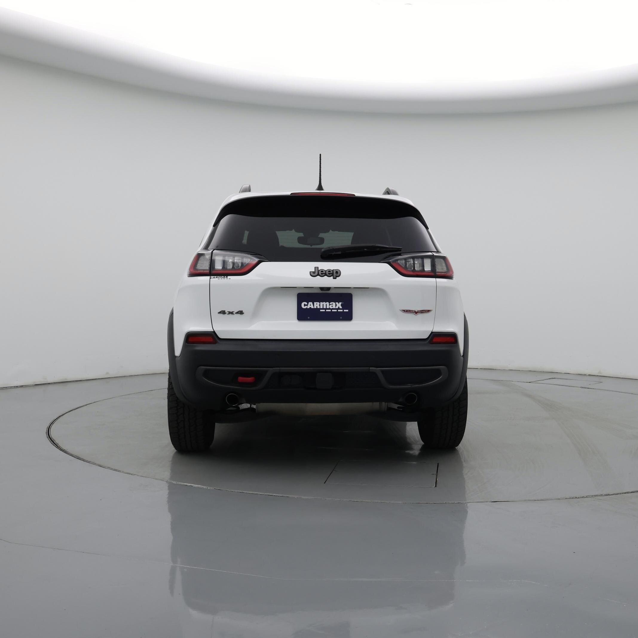 Thumbnail: 2019 Jeep Cherokee - 6