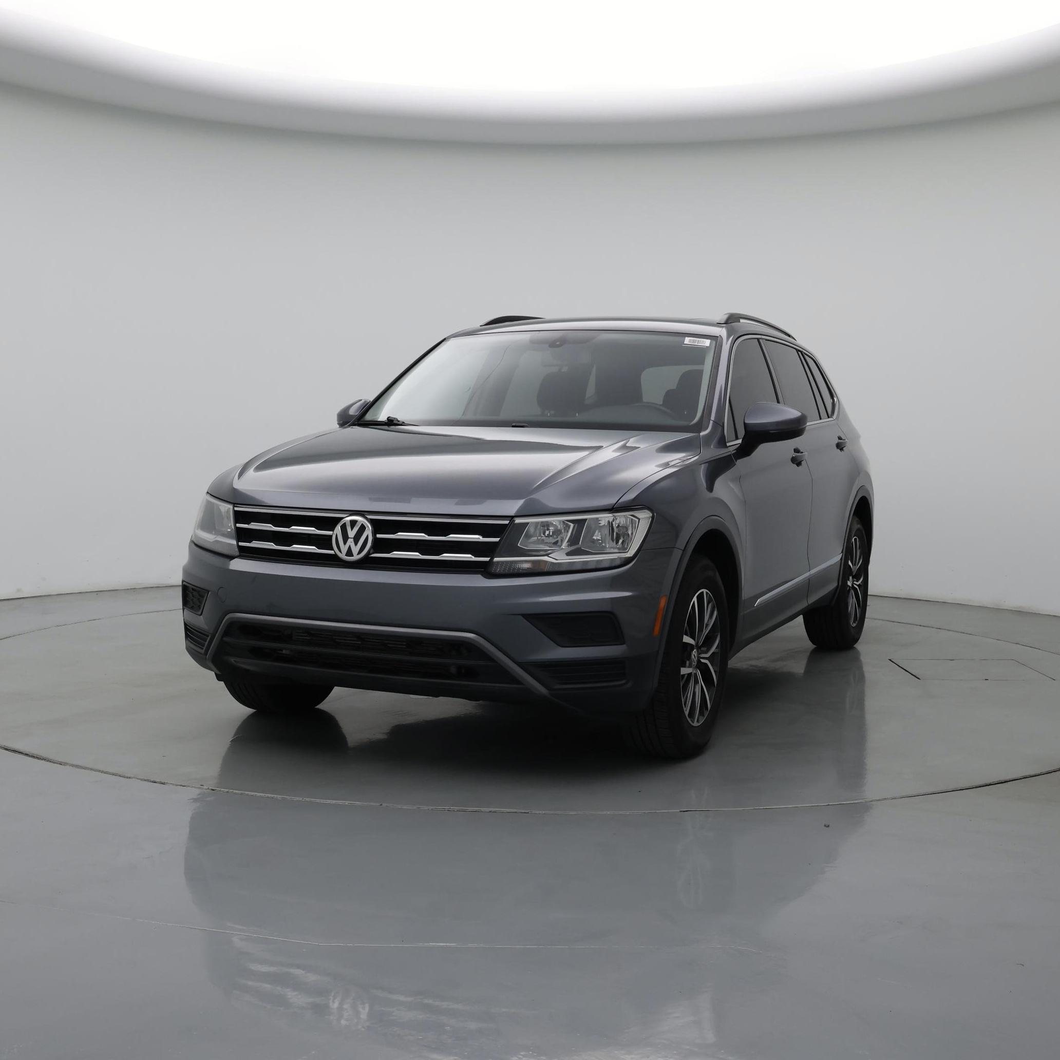 Thumbnail: 2020 Volkswagen Tiguan - 4