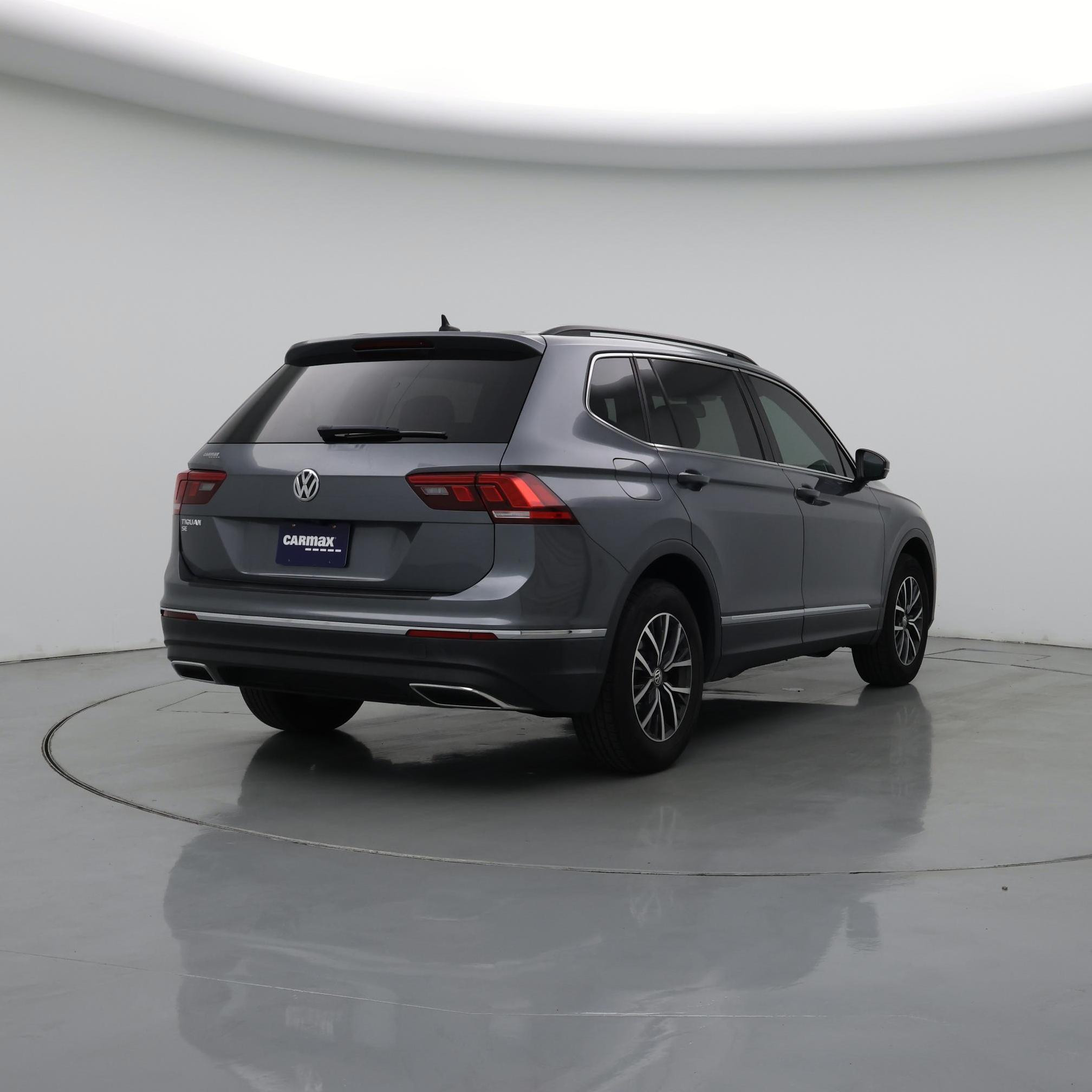 Thumbnail: 2020 Volkswagen Tiguan - 8
