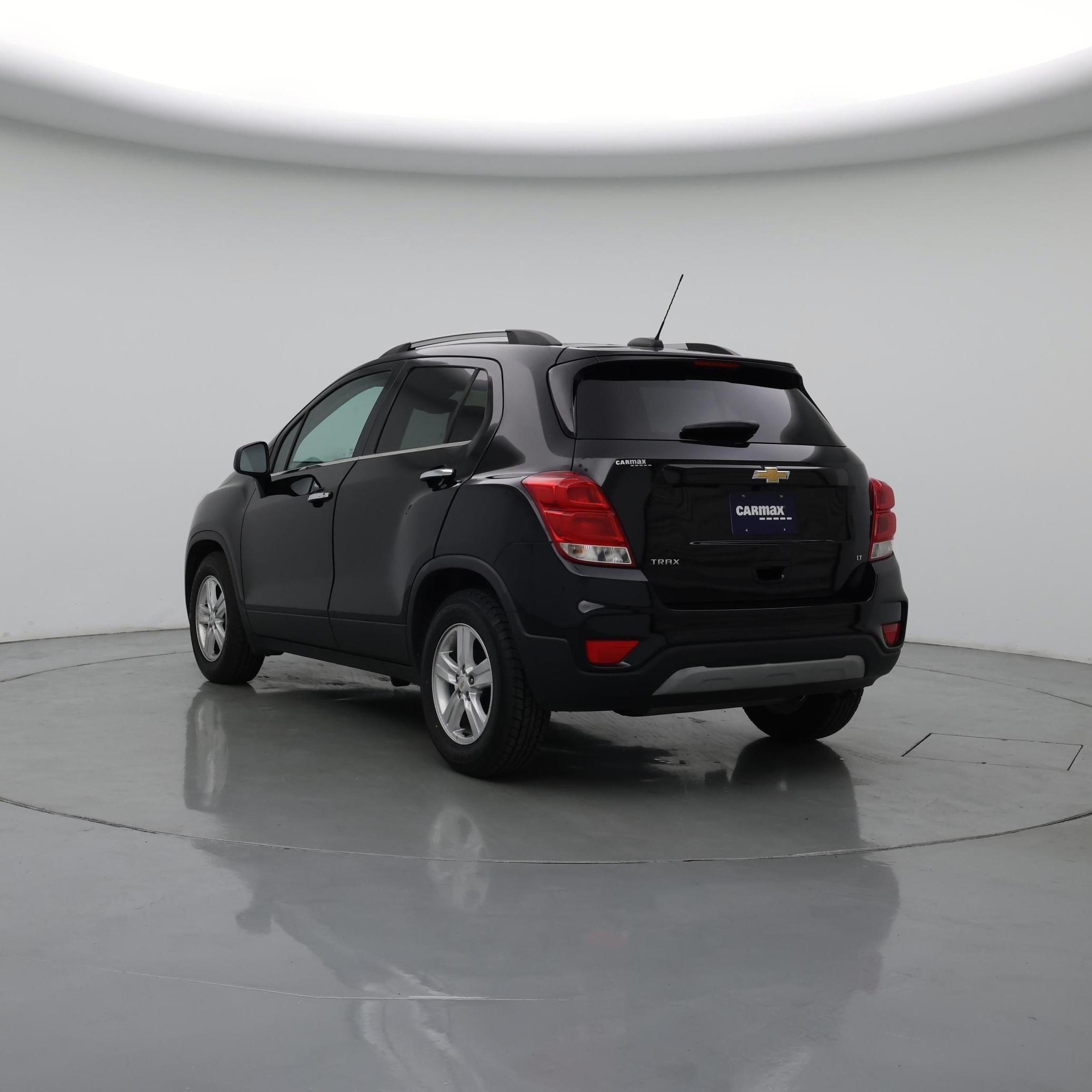 Thumbnail: 2019 Chevrolet Trax - 2