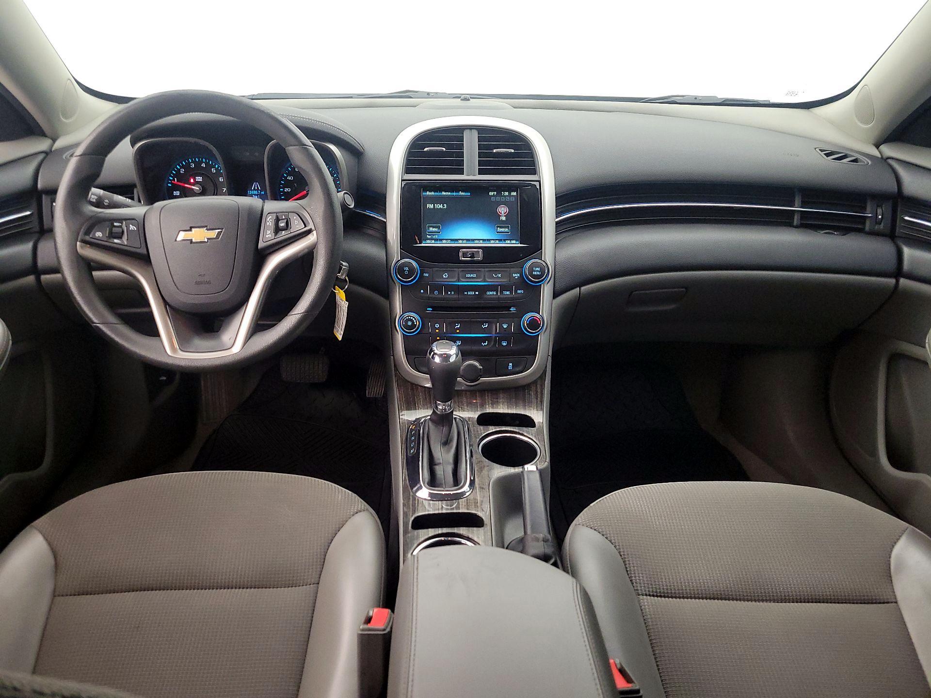 Thumbnail: 2014 Chevrolet Malibu - 9