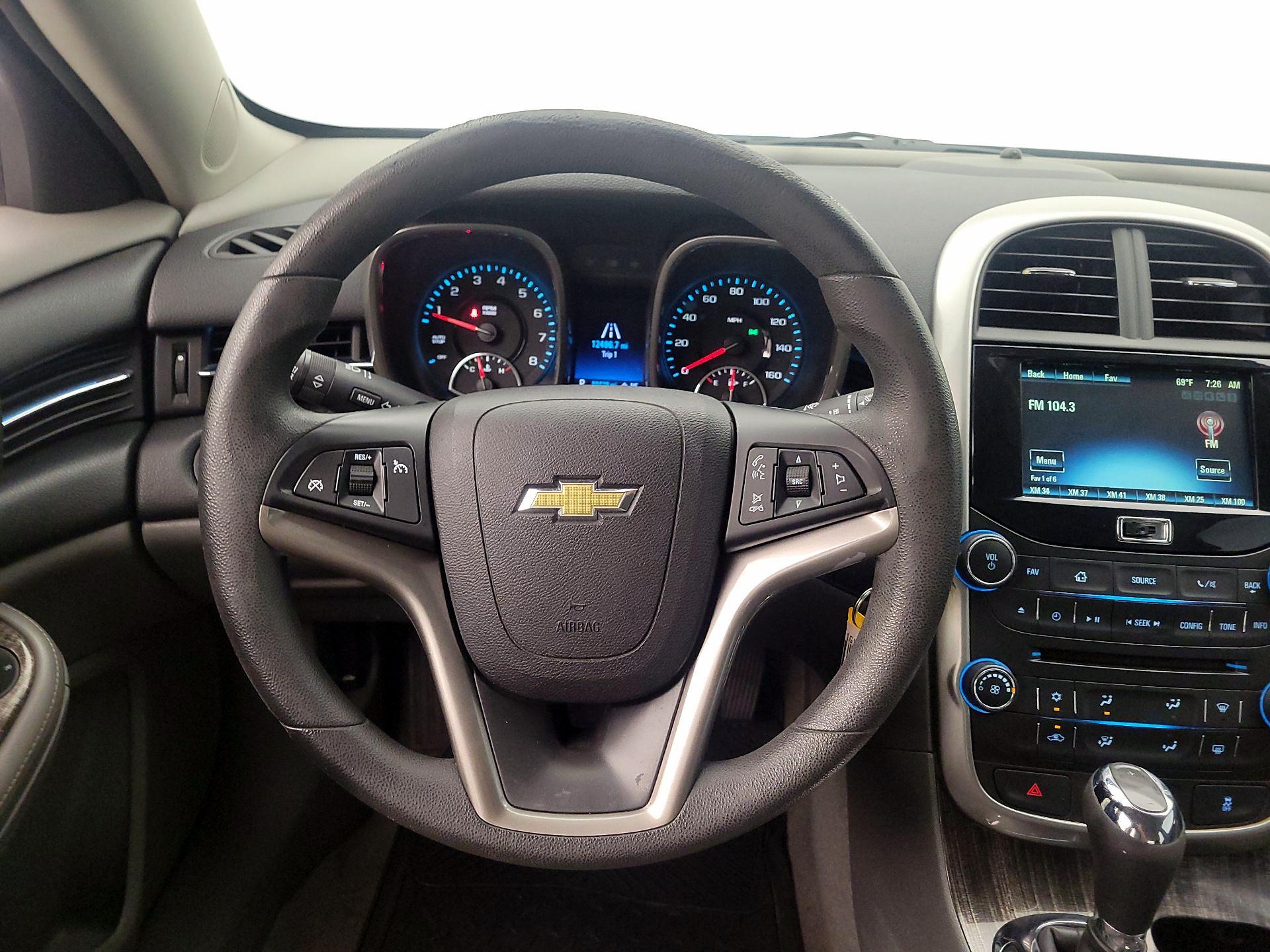 Thumbnail: 2014 Chevrolet Malibu - 10