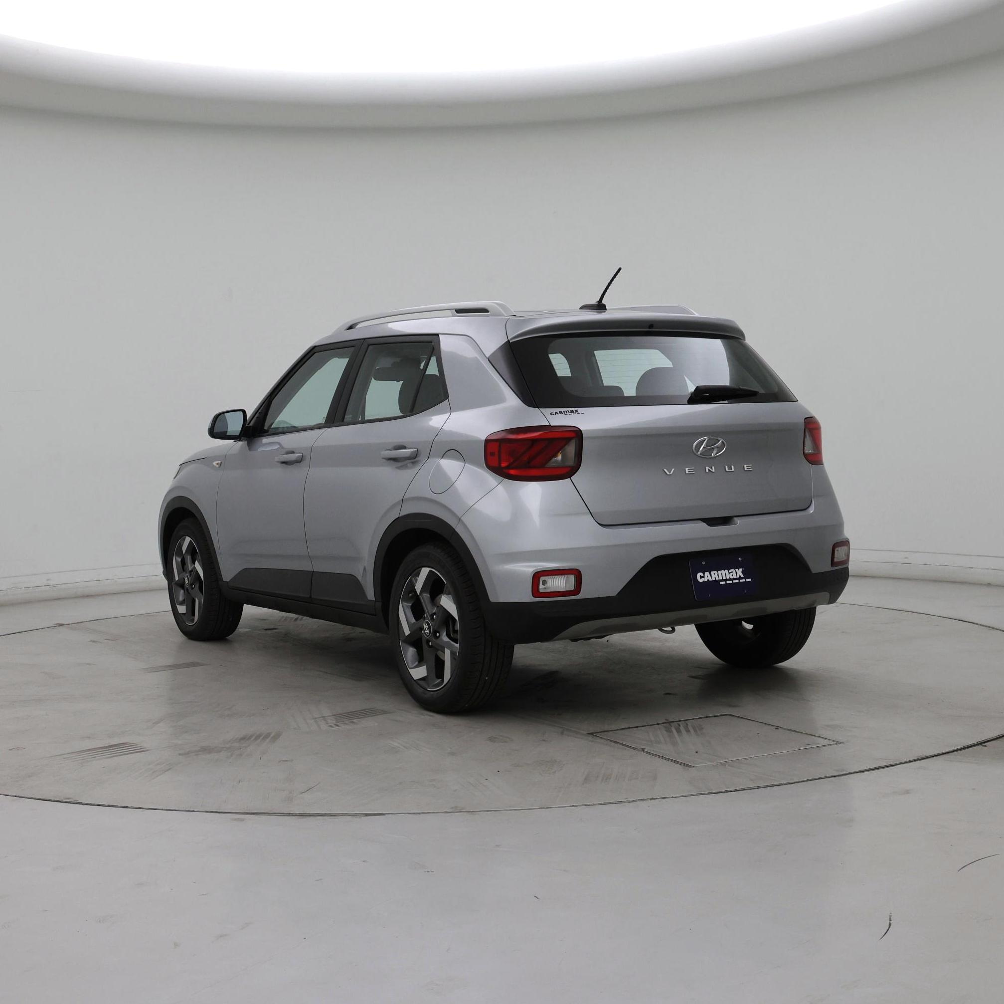 Thumbnail: 2023 Hyundai Venue - 2
