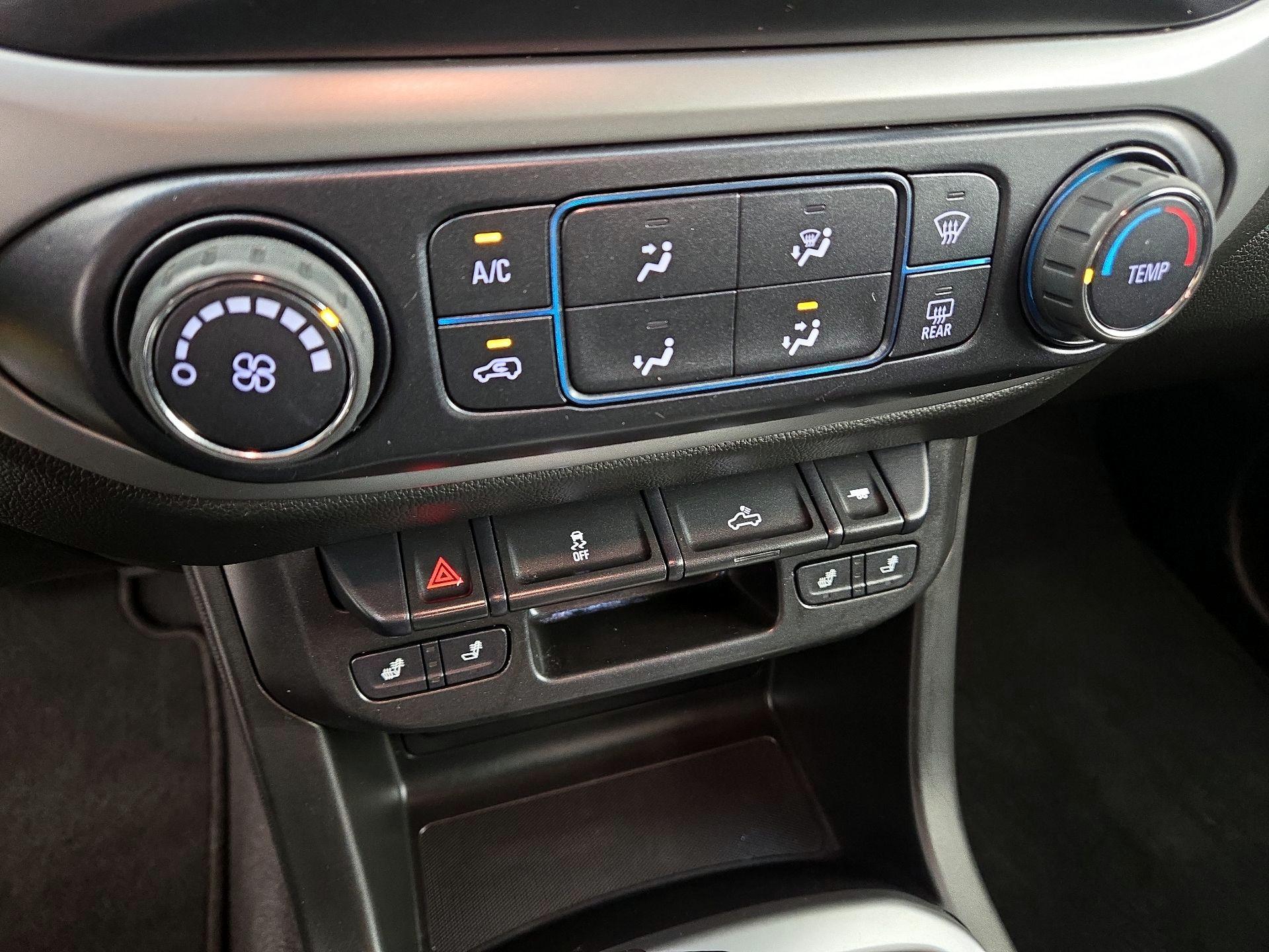 Thumbnail: 2020 Chevrolet Colorado - 16