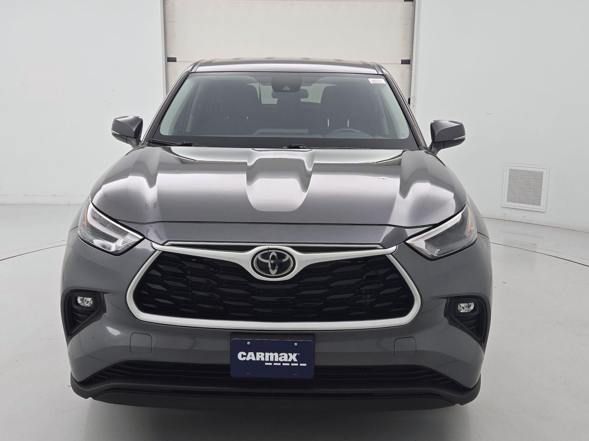Thumbnail: 2023 Toyota Highlander - 2