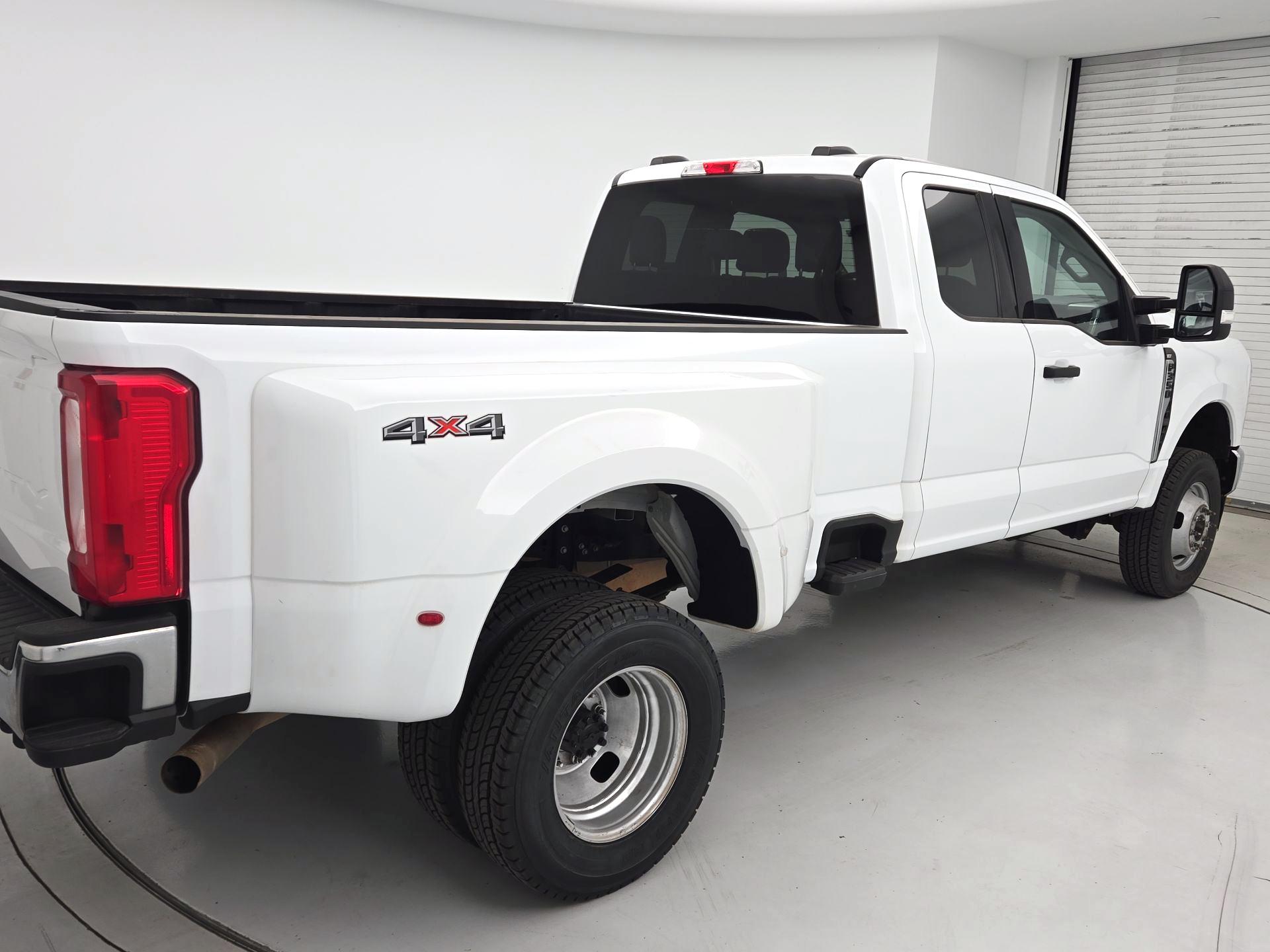 Thumbnail: 2023 Ford F-350 - 5