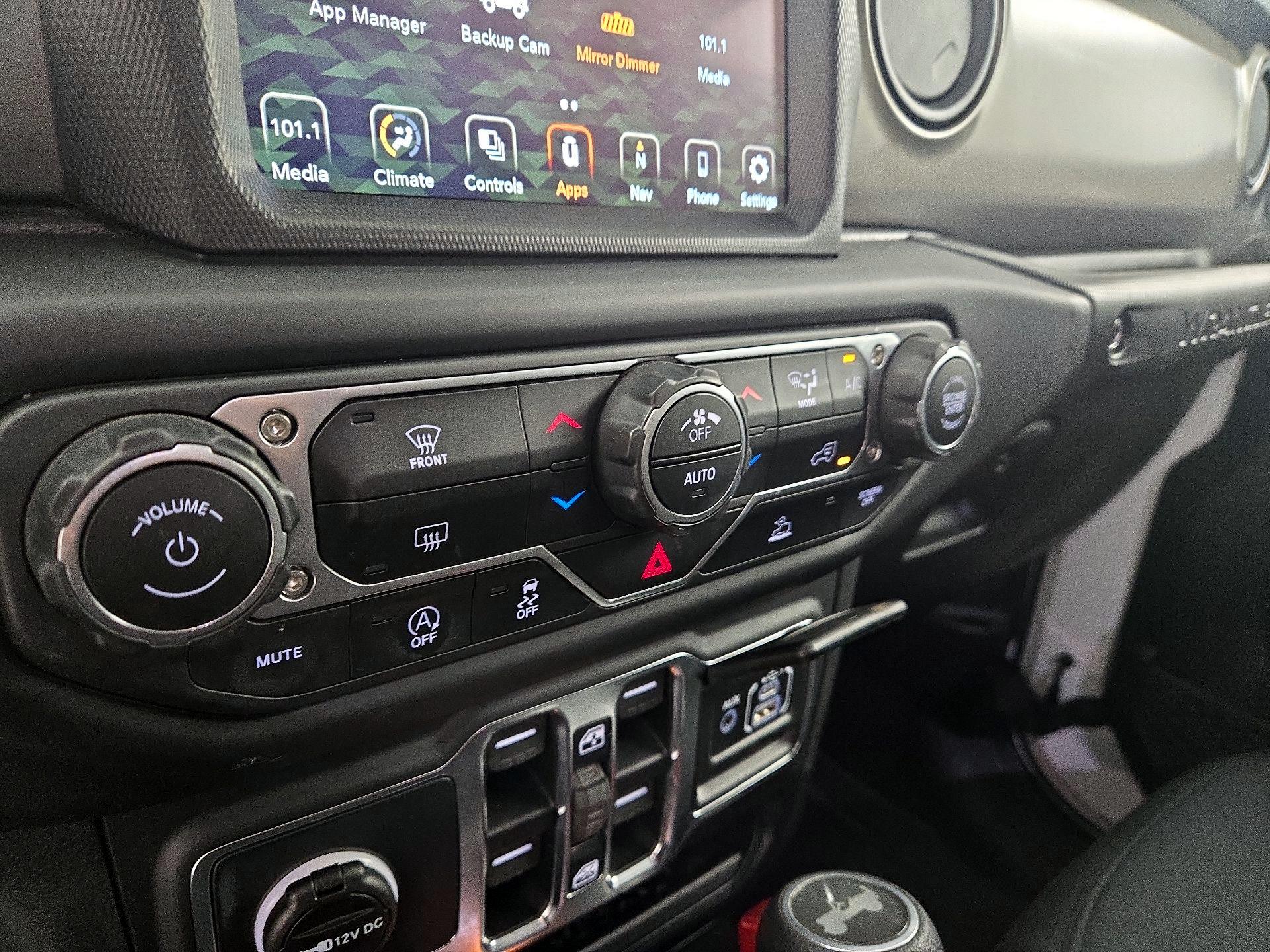 Thumbnail: 2021 Jeep Wrangler - 15