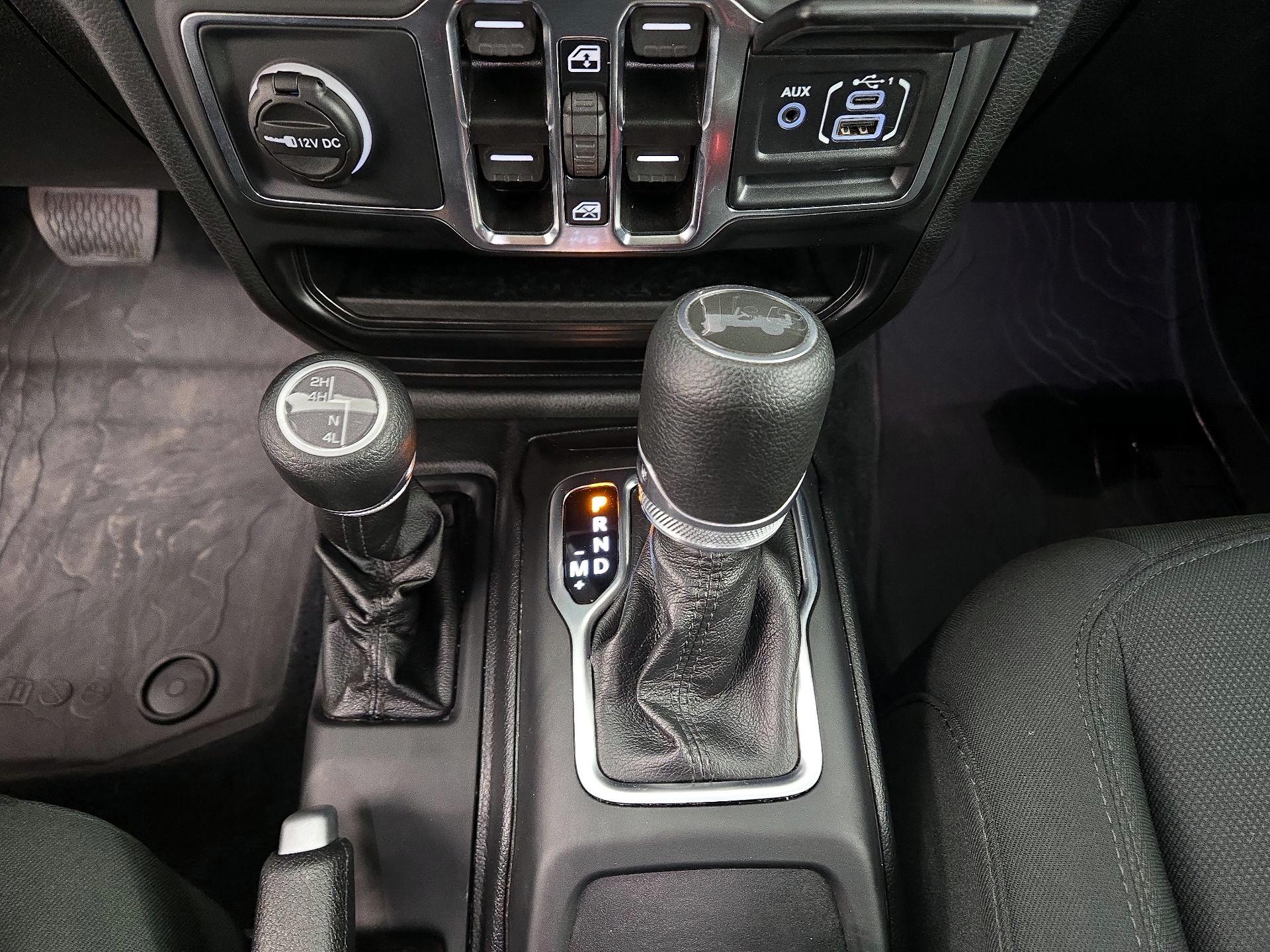 Thumbnail: 2021 Jeep Wrangler - 16