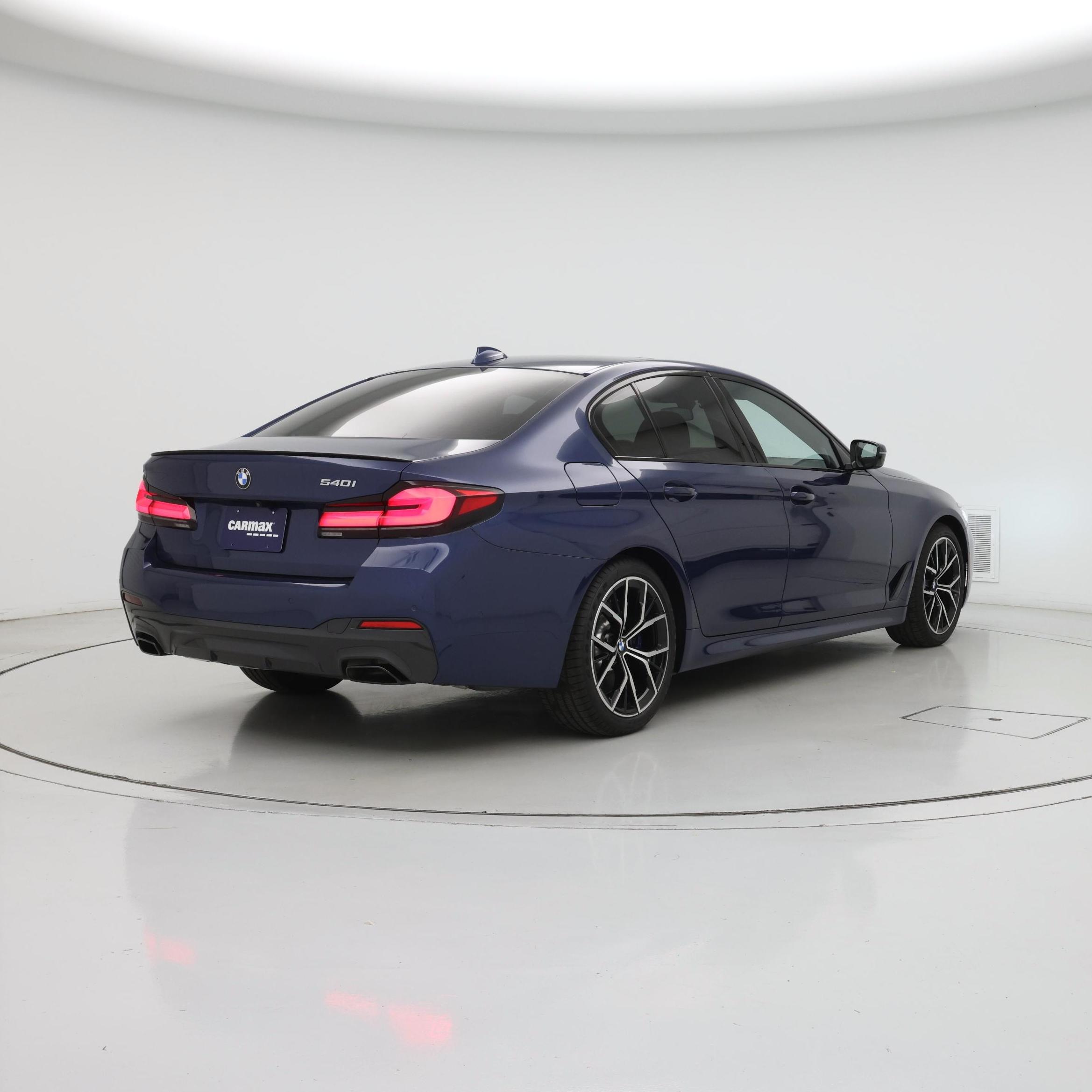 Thumbnail: 2023 BMW 5 Series - 8