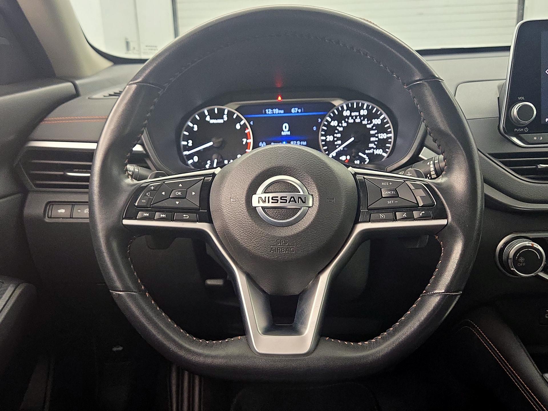 Thumbnail: 2021 Nissan Altima - 10