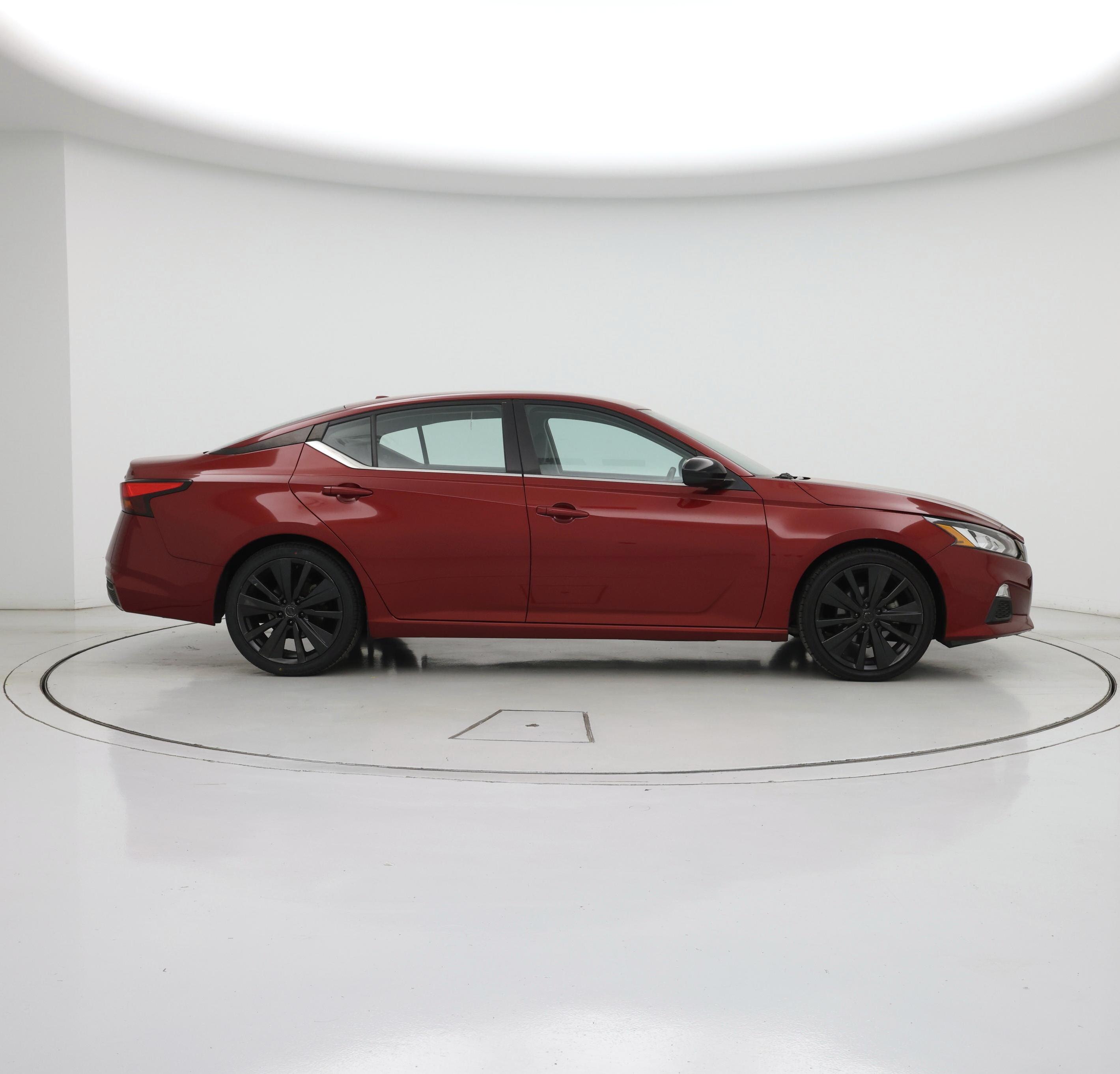 Thumbnail: 2021 Nissan Altima - 7