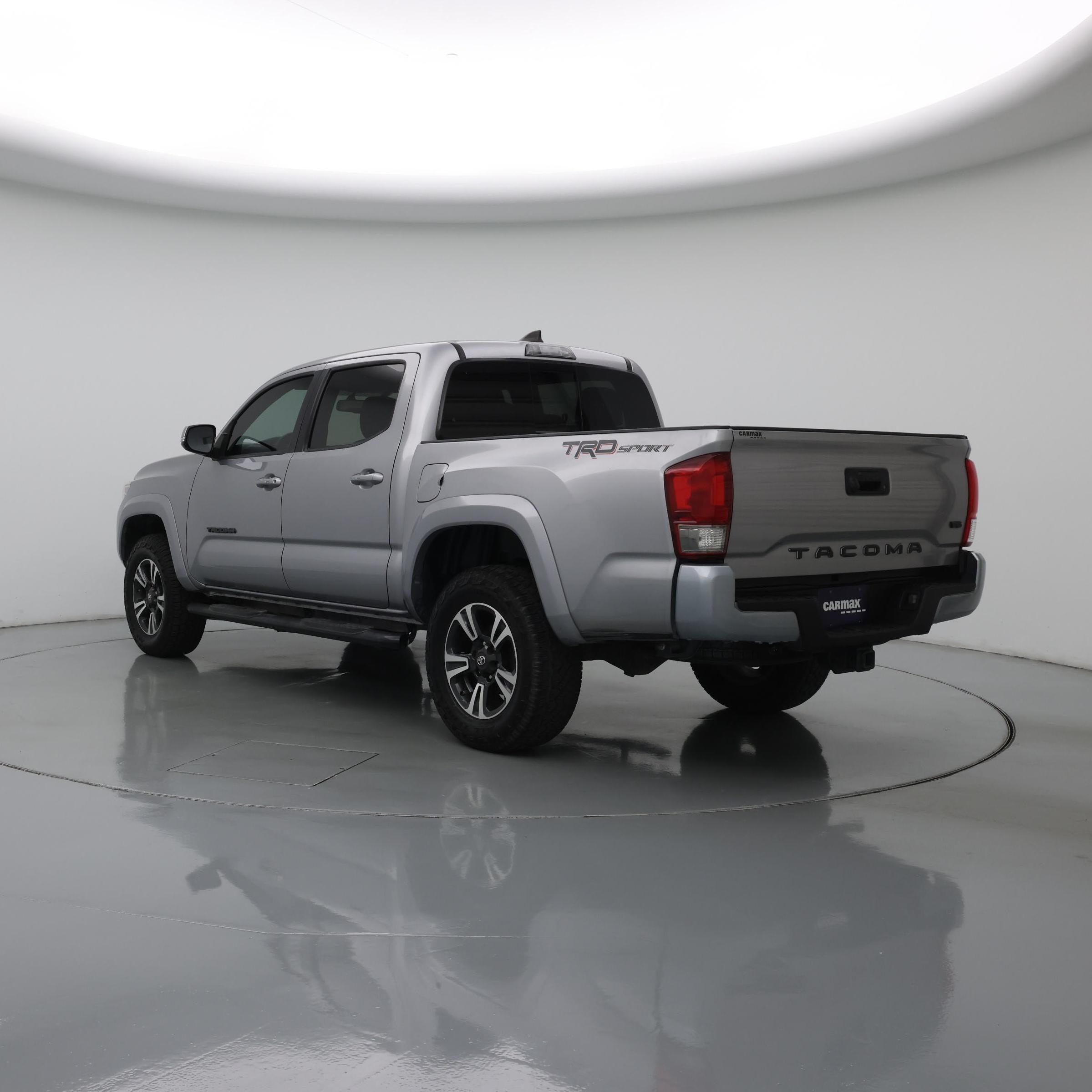 Thumbnail: 2017 Toyota Tacoma - 2