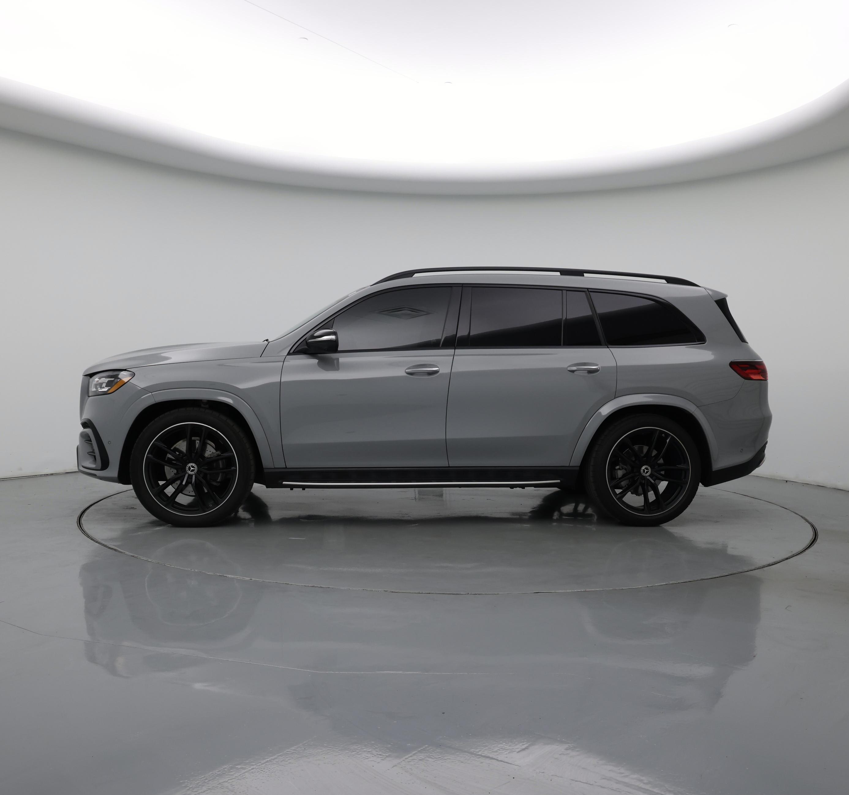 Thumbnail: 2025 Mercedes-Benz GLS - 3
