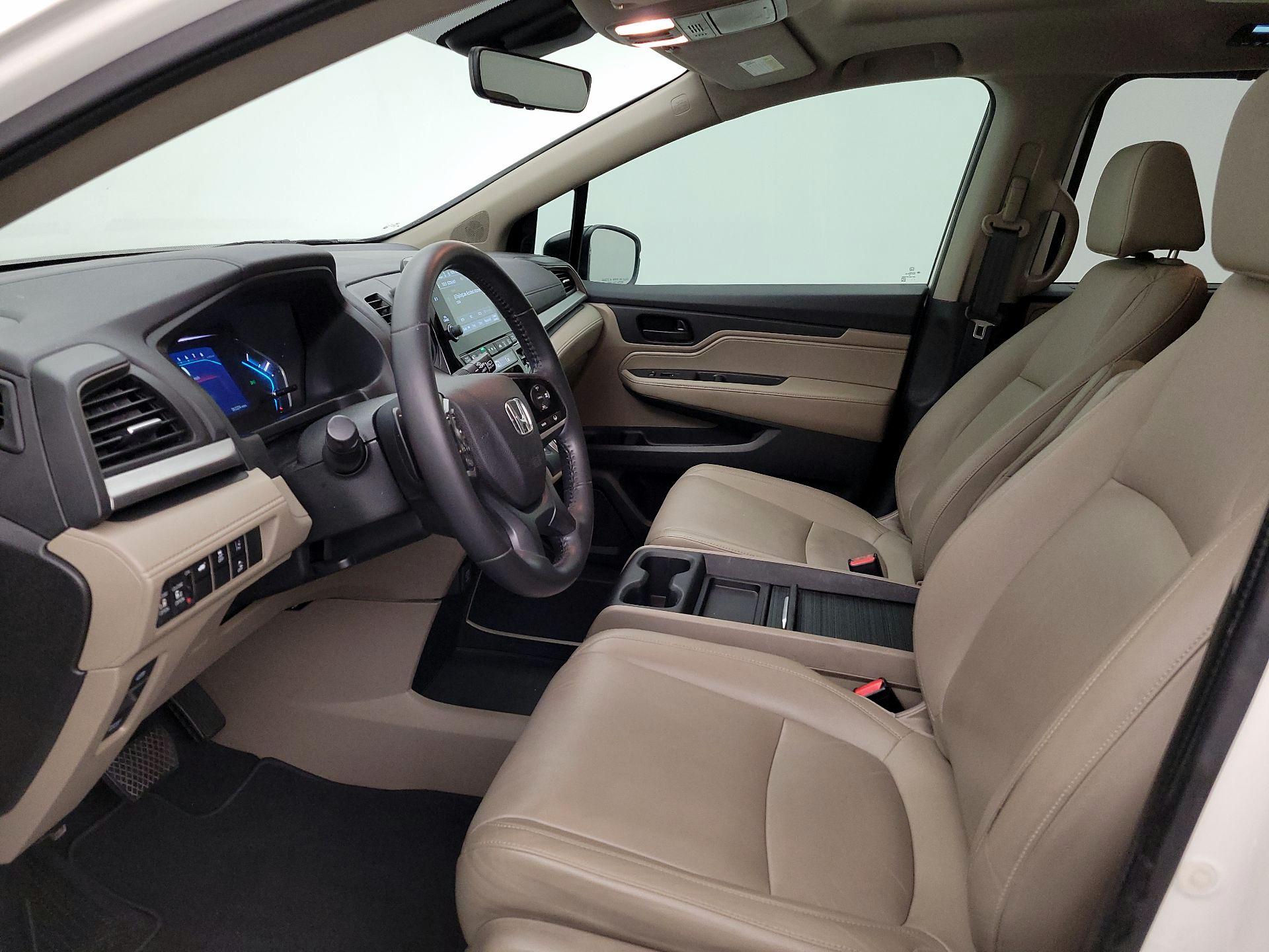 Thumbnail: 2018 Honda Odyssey - 11