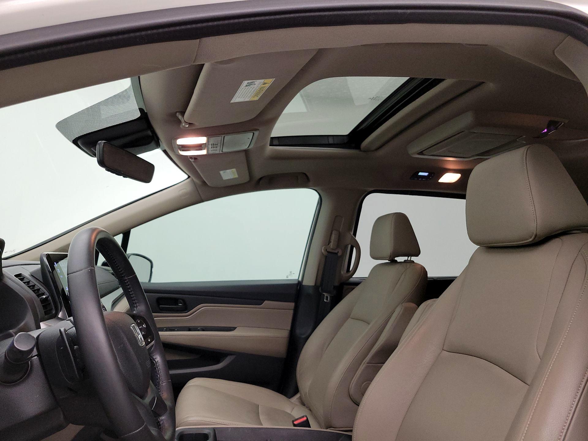Thumbnail: 2018 Honda Odyssey - 19