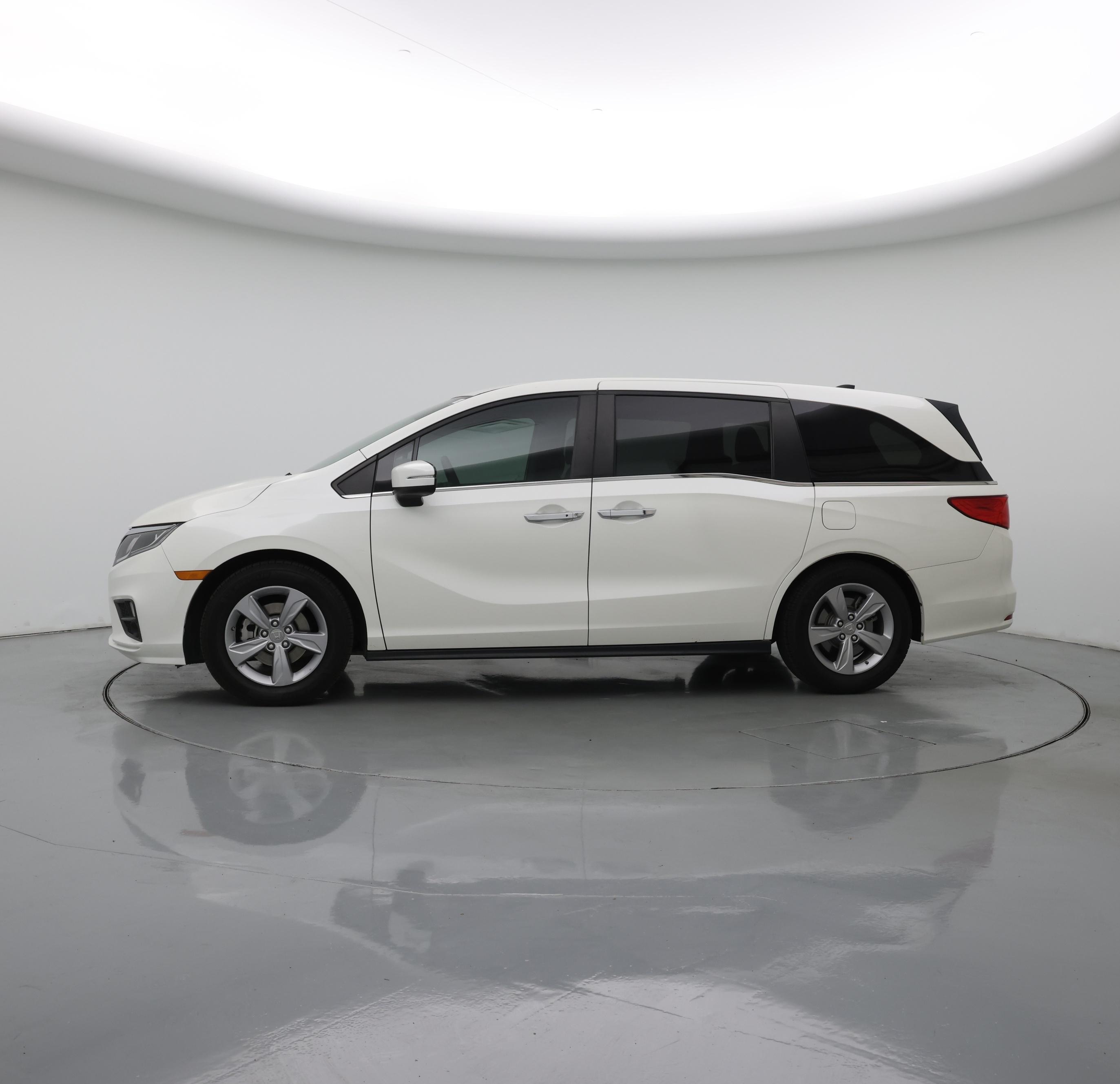 Thumbnail: 2018 Honda Odyssey - 3