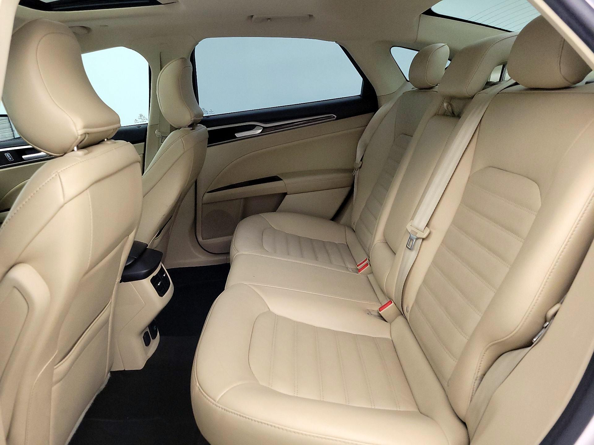 Thumbnail: 2016 Ford Fusion - 20
