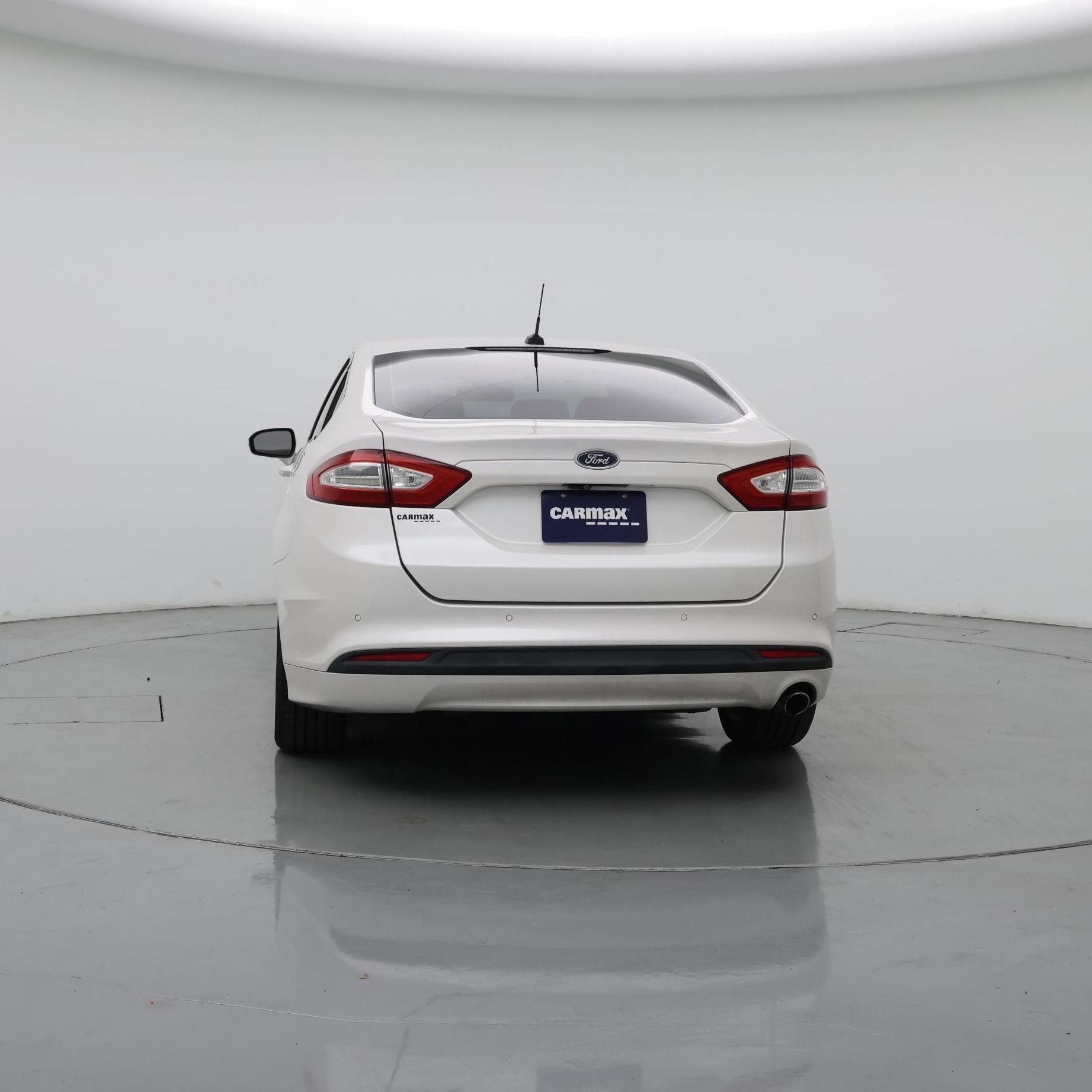 Thumbnail: 2016 Ford Fusion - 6