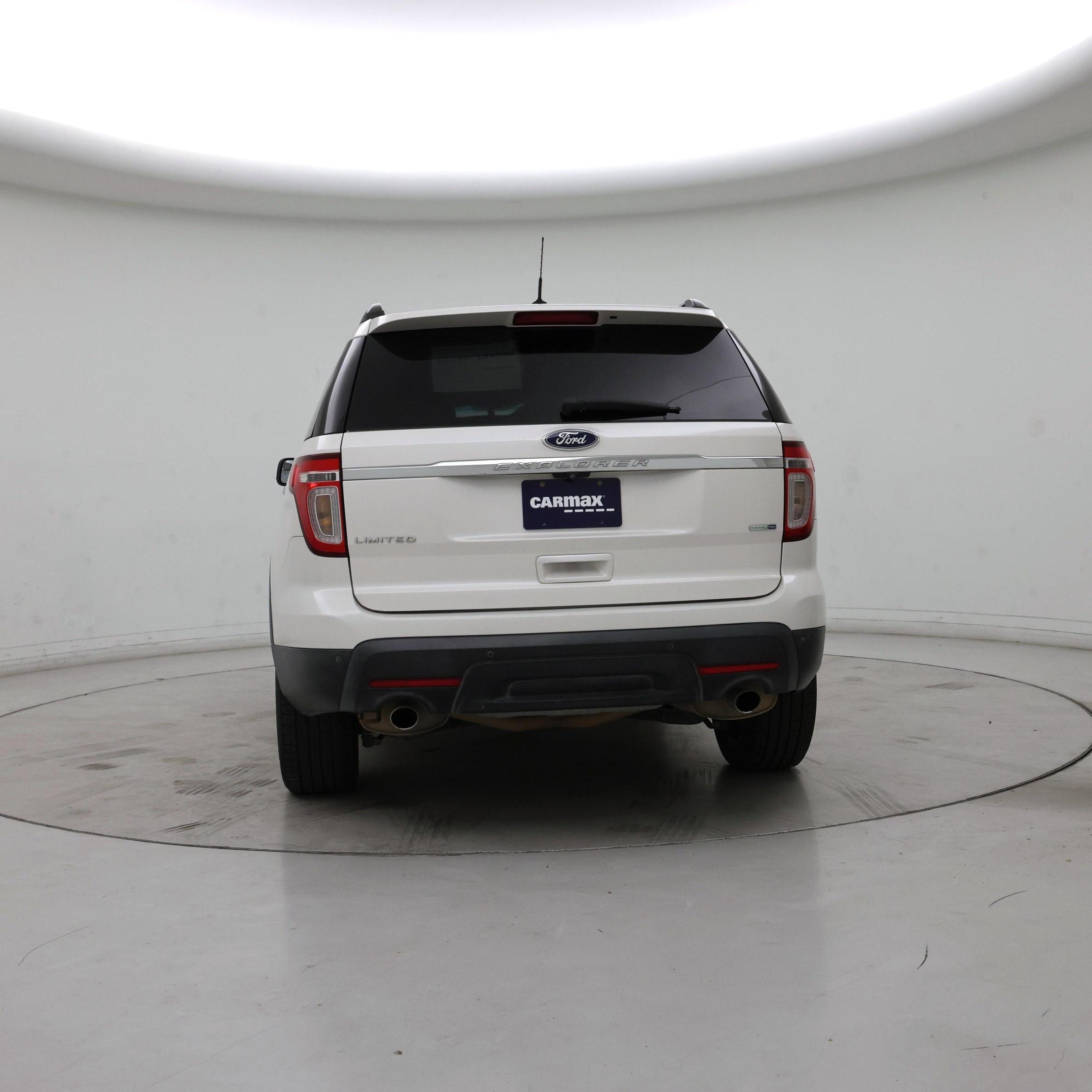 Thumbnail: 2015 Ford Explorer - 6