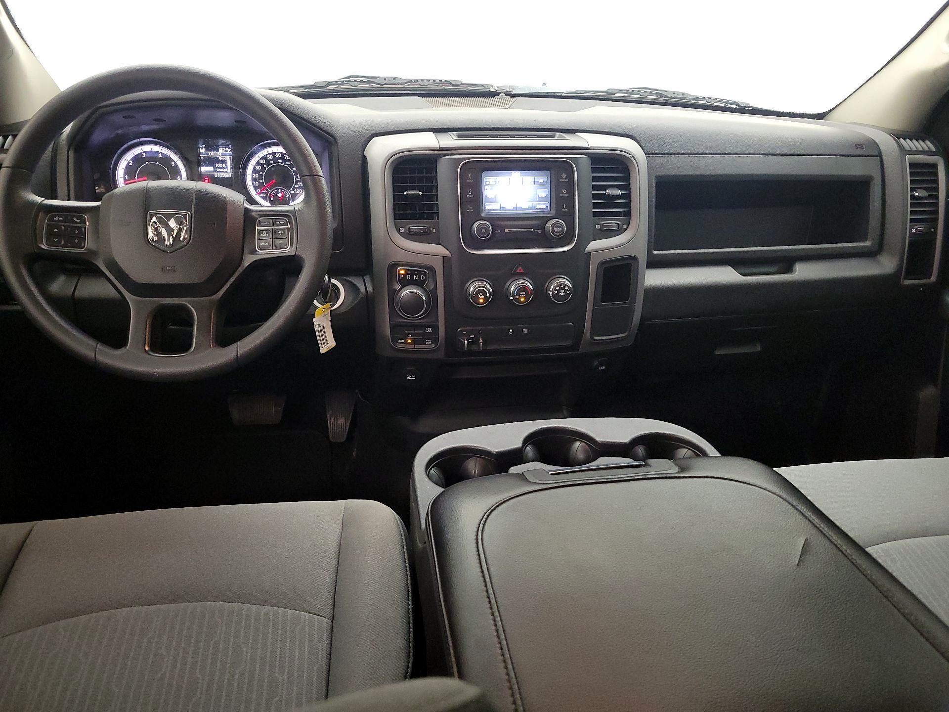 Thumbnail: 2021 RAM 1500 Classic - 9