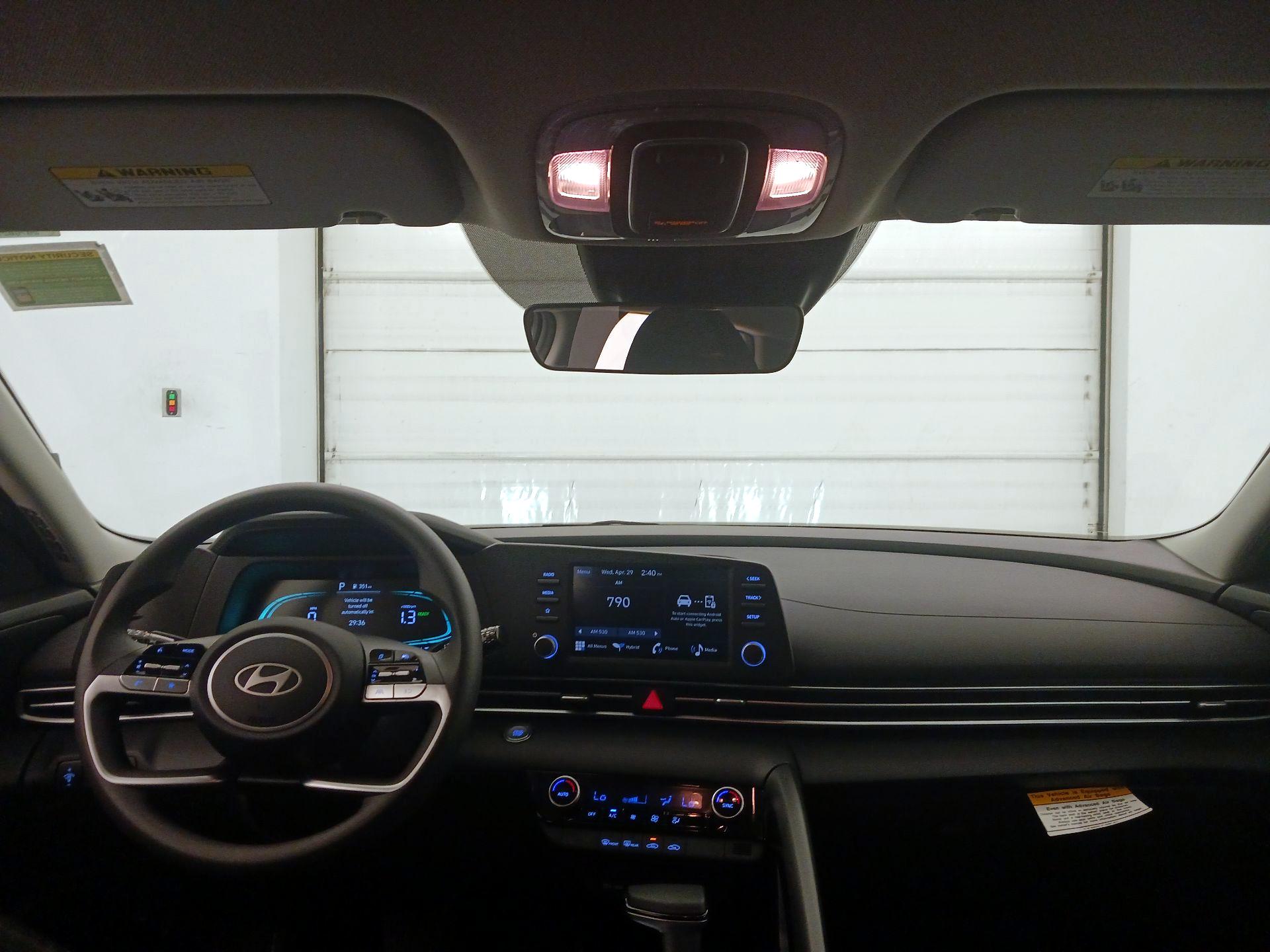 Thumbnail: 2025 Hyundai Elantra - 9