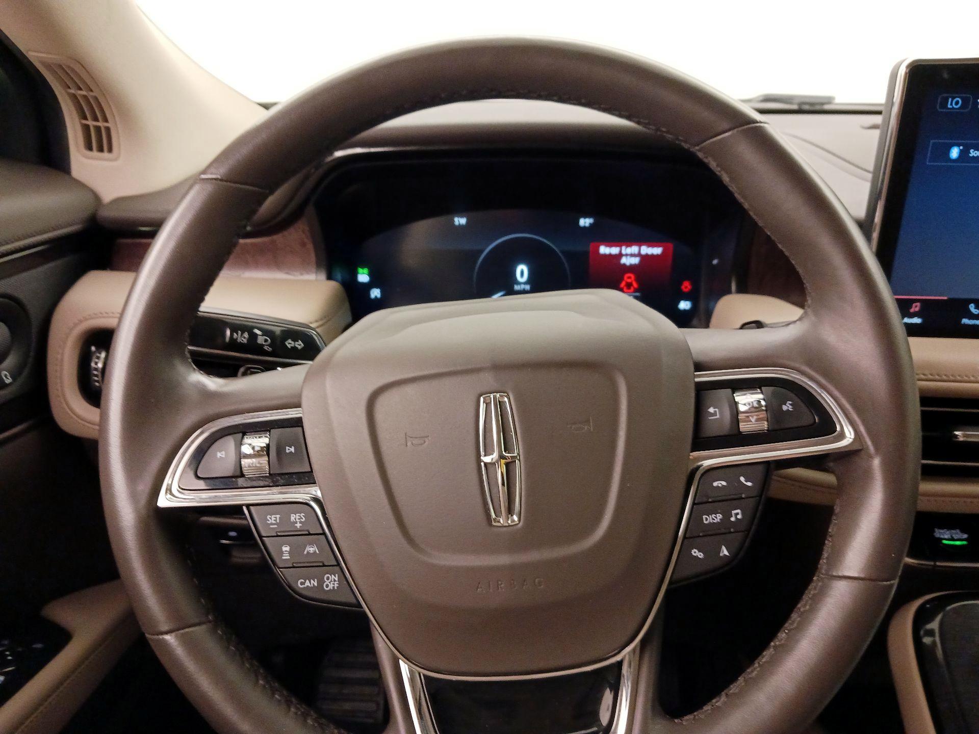 Thumbnail: 2022 Lincoln Nautilus - 10