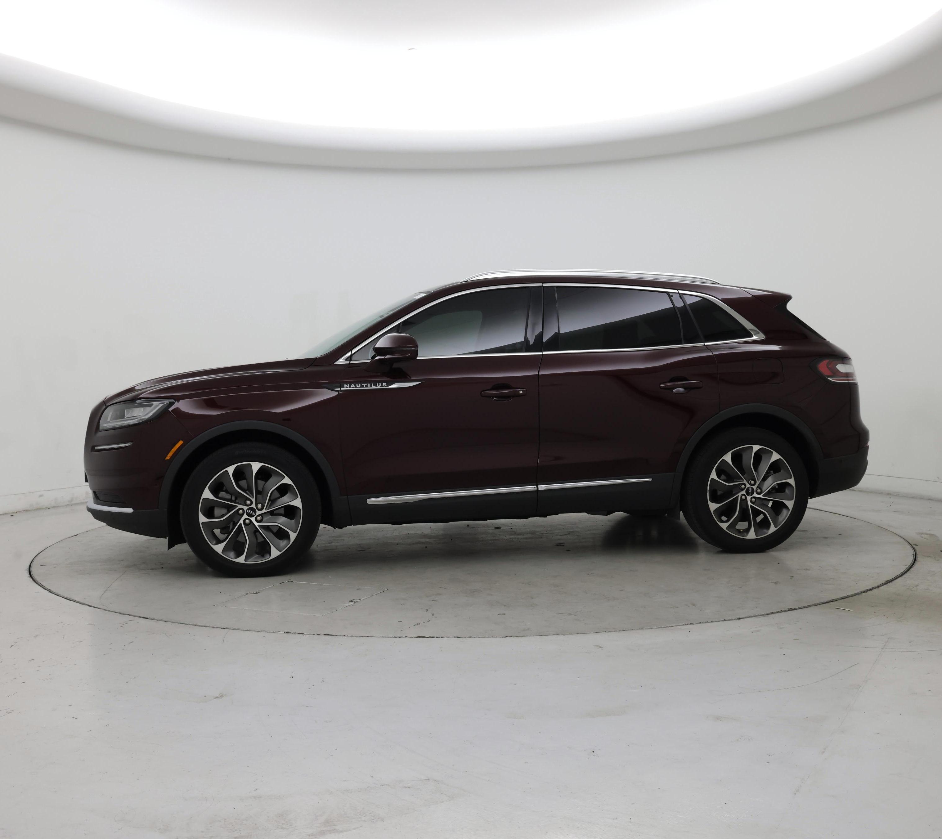 Thumbnail: 2022 Lincoln Nautilus - 3