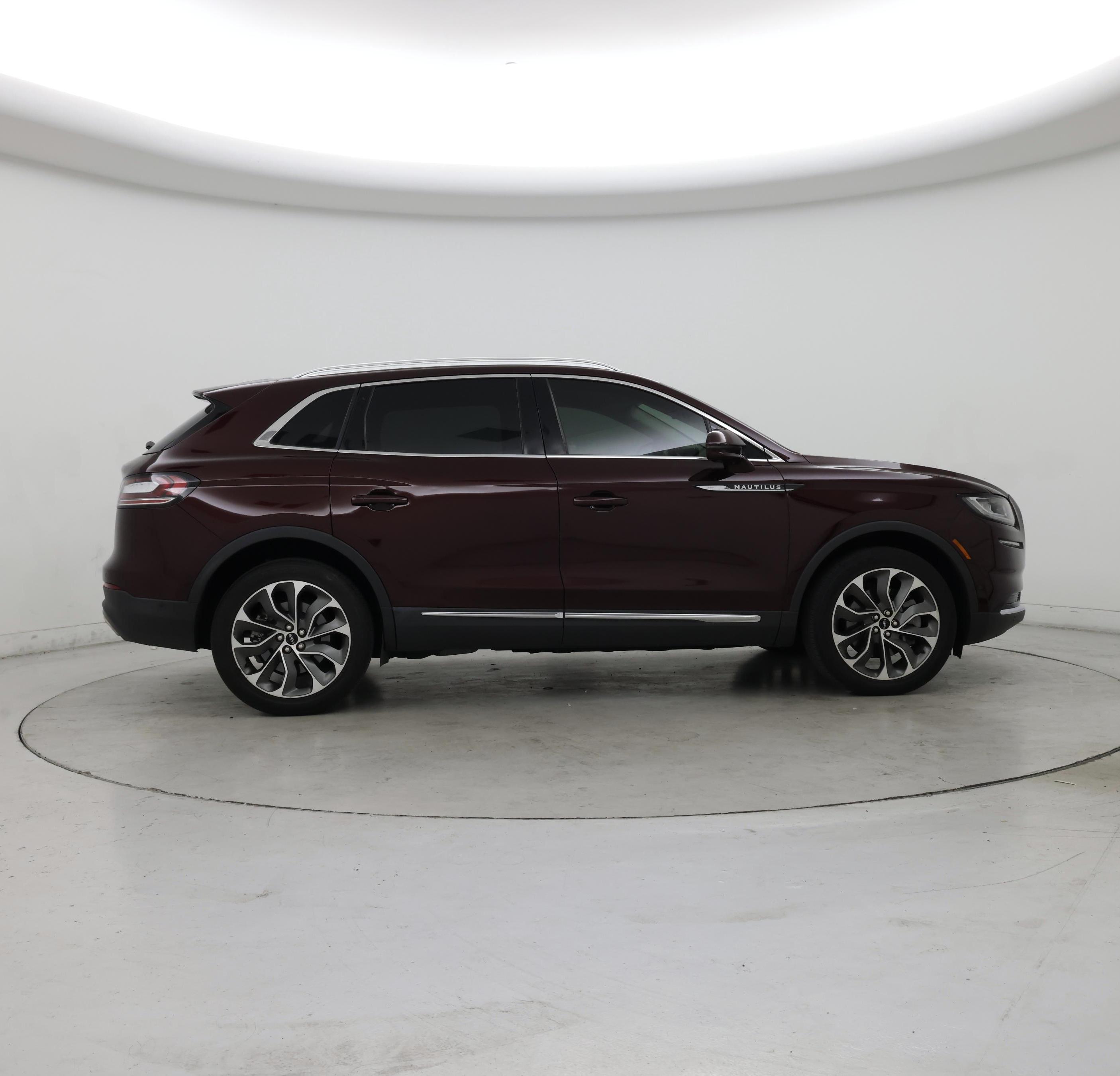 Thumbnail: 2022 Lincoln Nautilus - 7