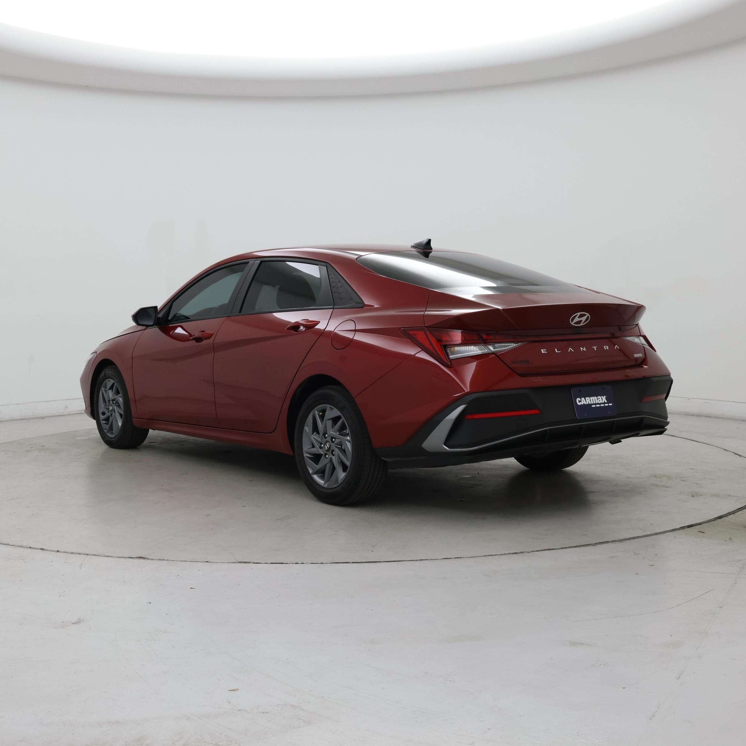 Thumbnail: 2025 Hyundai Elantra - 2