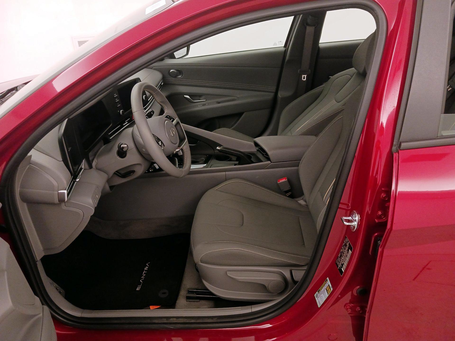 Thumbnail: 2026 Hyundai Elantra - 11