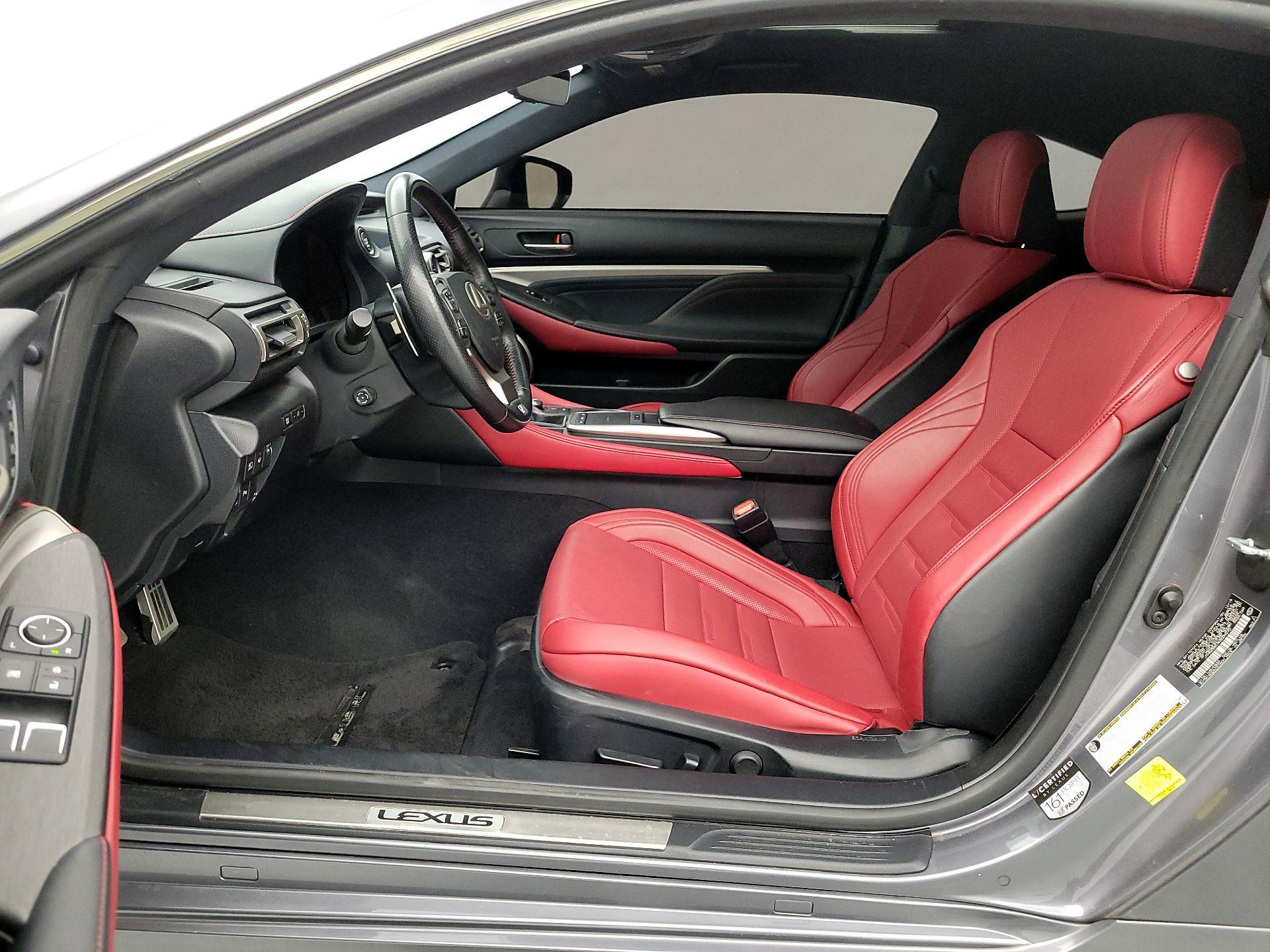 Thumbnail: 2019 Lexus RC - 11