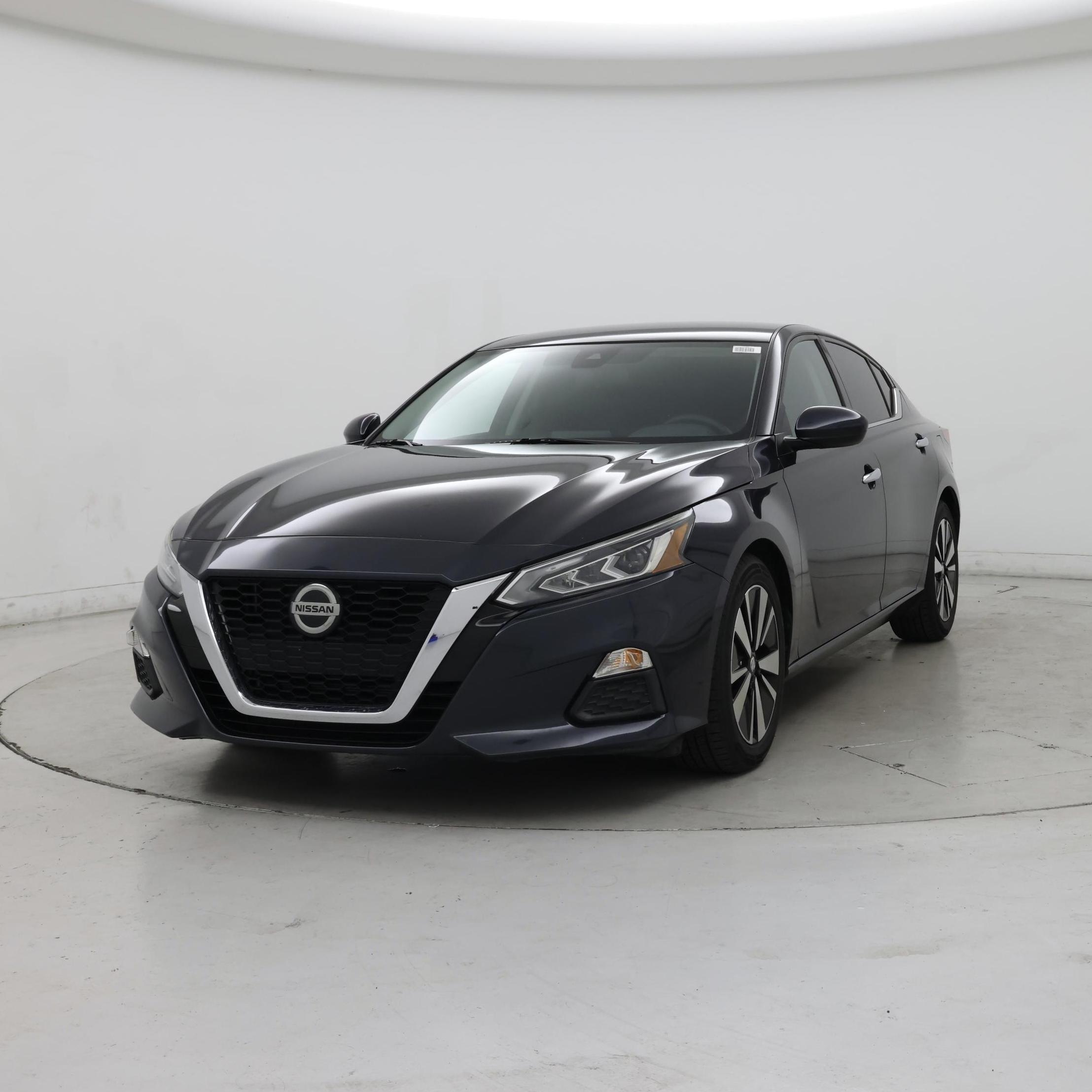 Thumbnail: 2022 Nissan Altima - 4