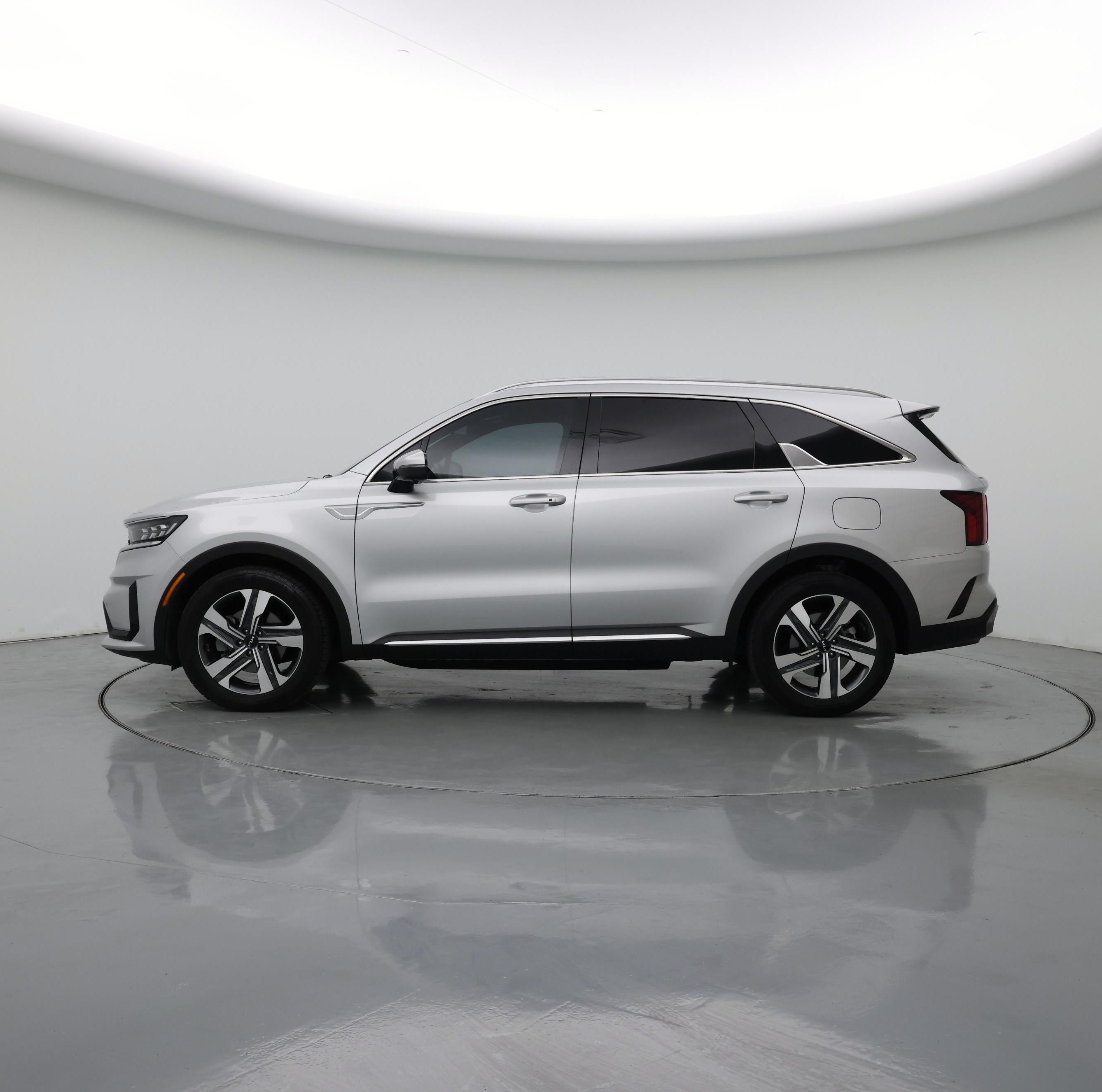 Thumbnail: 2022 Kia Sorento - 3