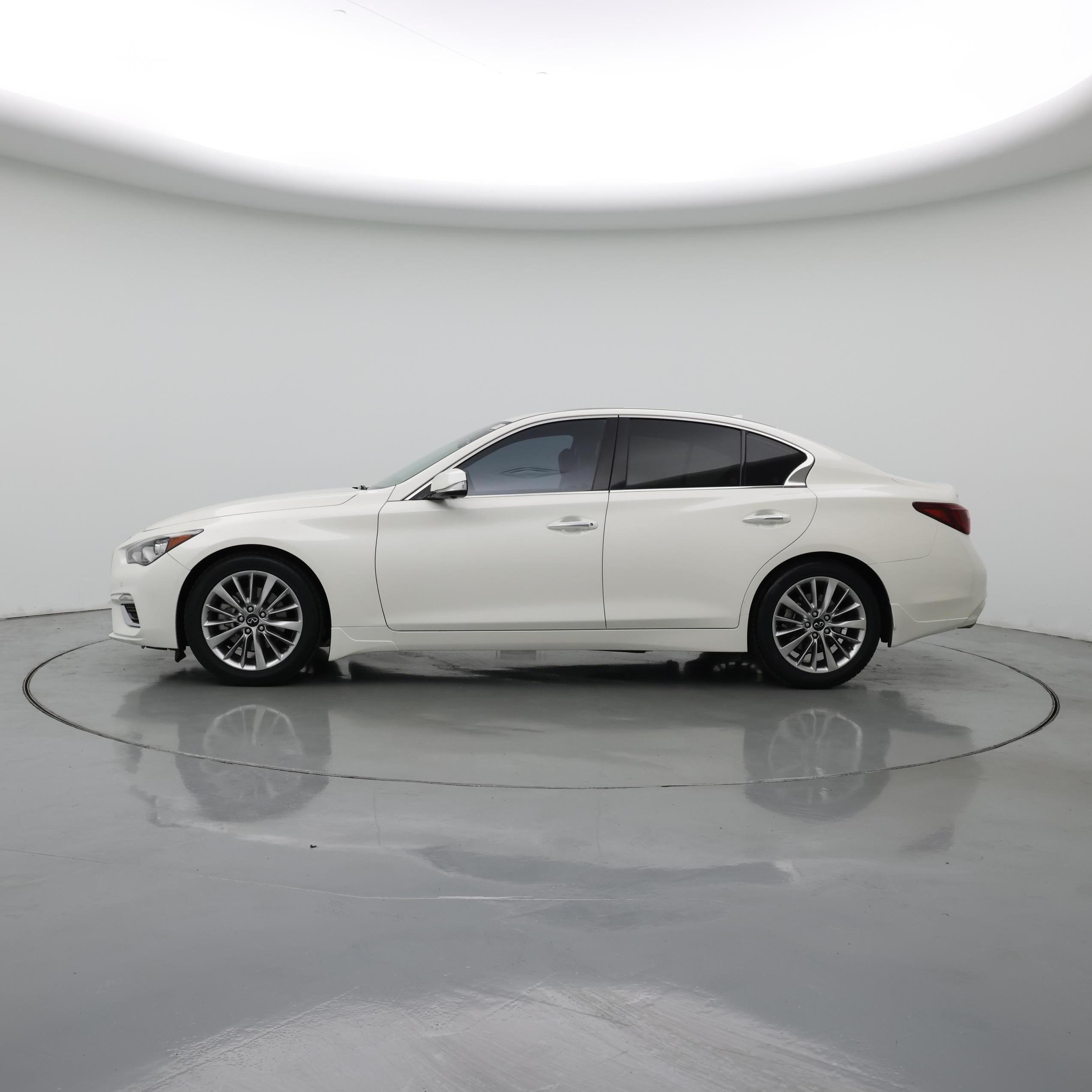 Thumbnail: 2021 INFINITI Q50 - 3