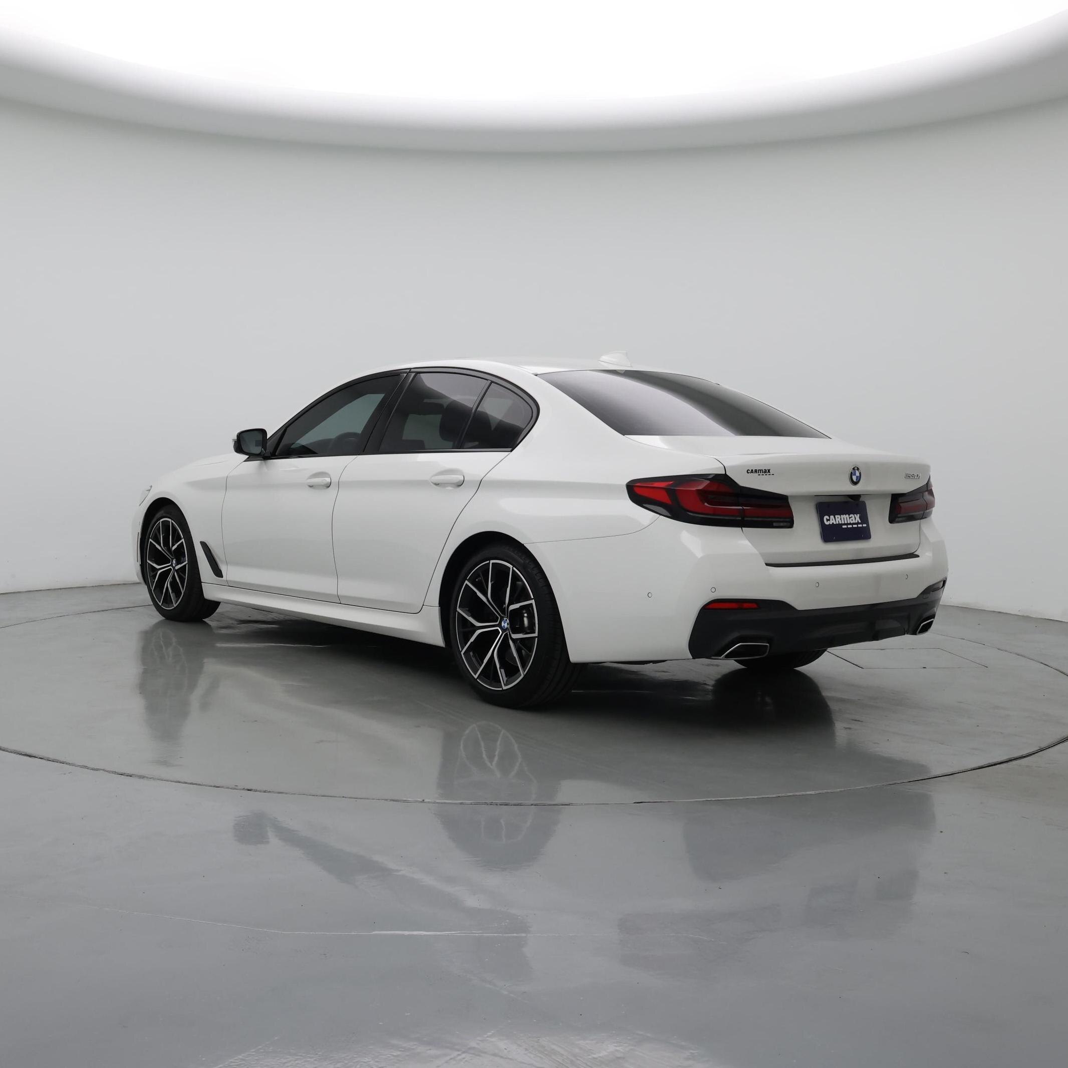 Thumbnail: 2022 BMW 5 Series - 2