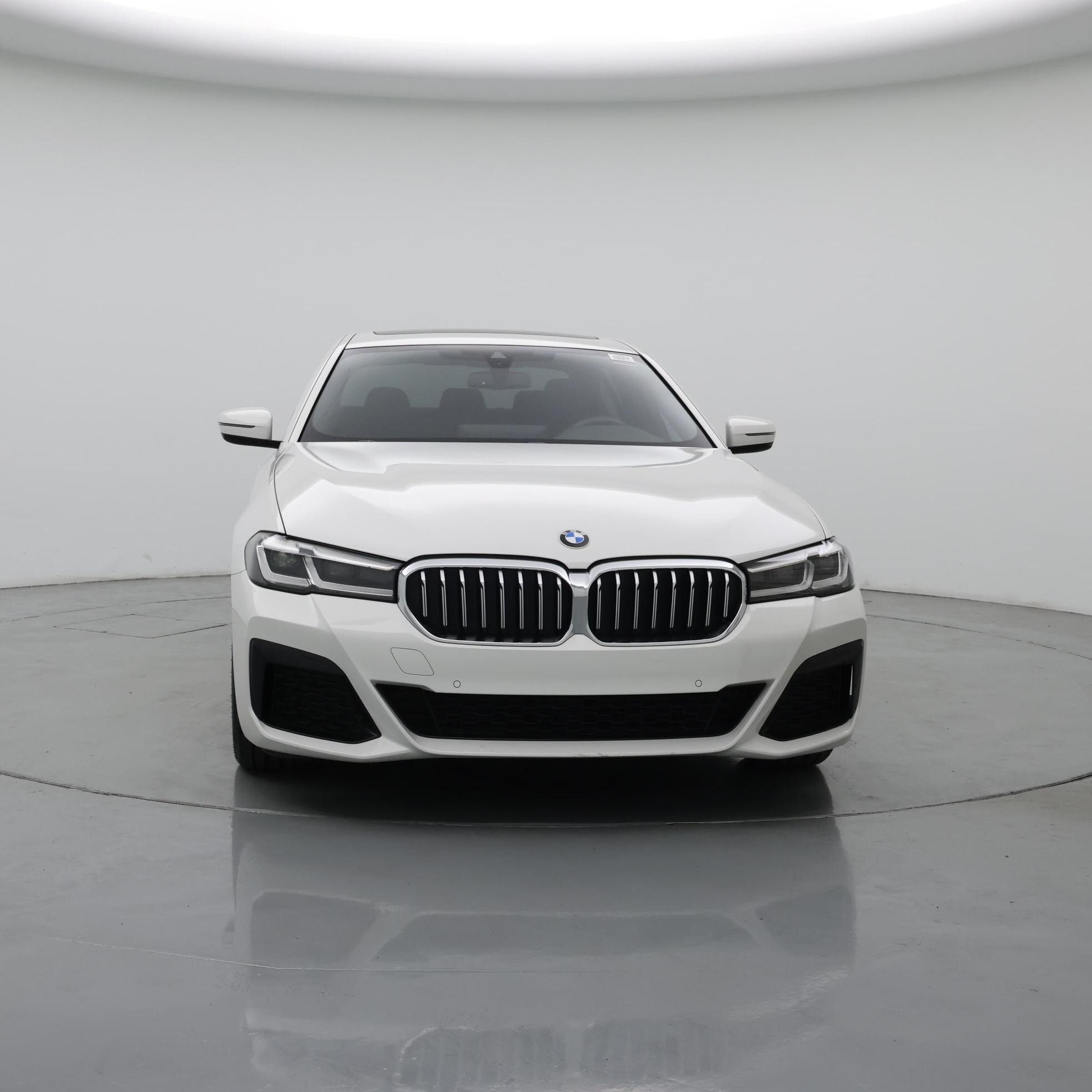 Thumbnail: 2022 BMW 5 Series - 5