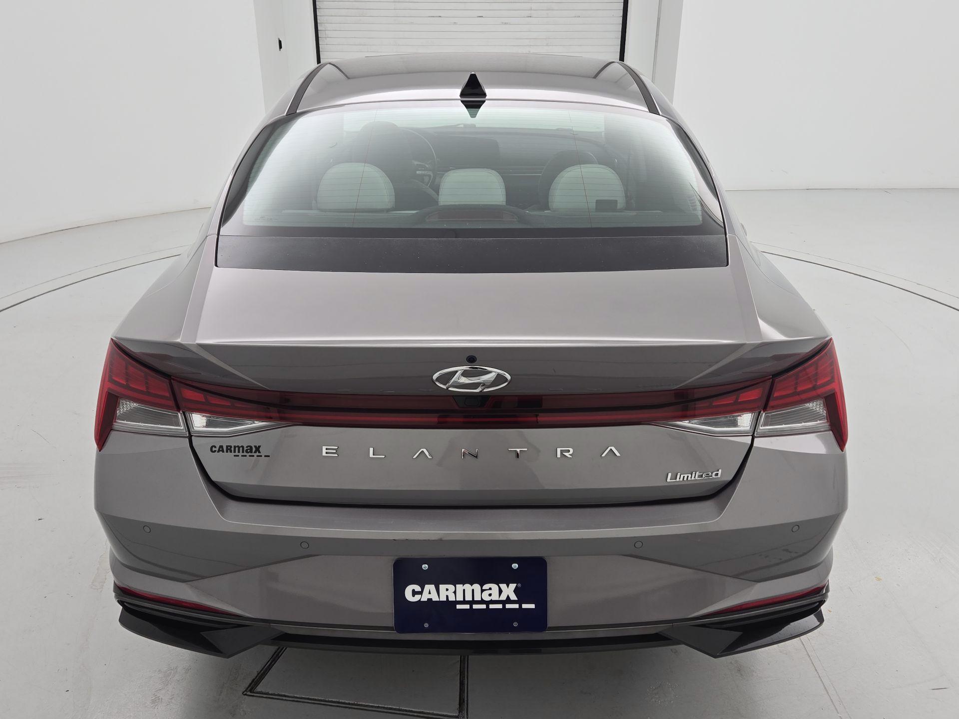 Thumbnail: 2022 Hyundai Elantra - 6