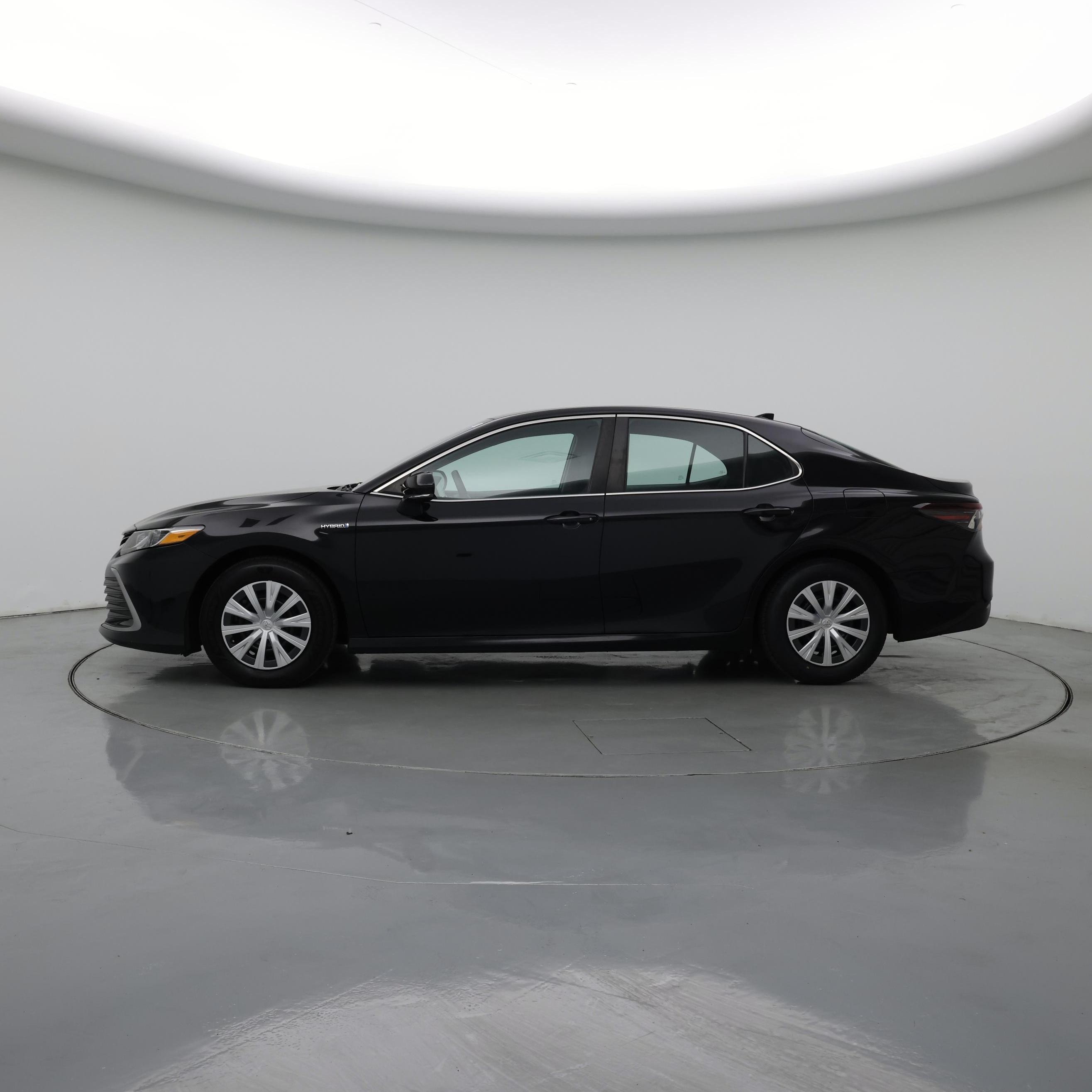 Thumbnail: 2021 Toyota Camry - 3
