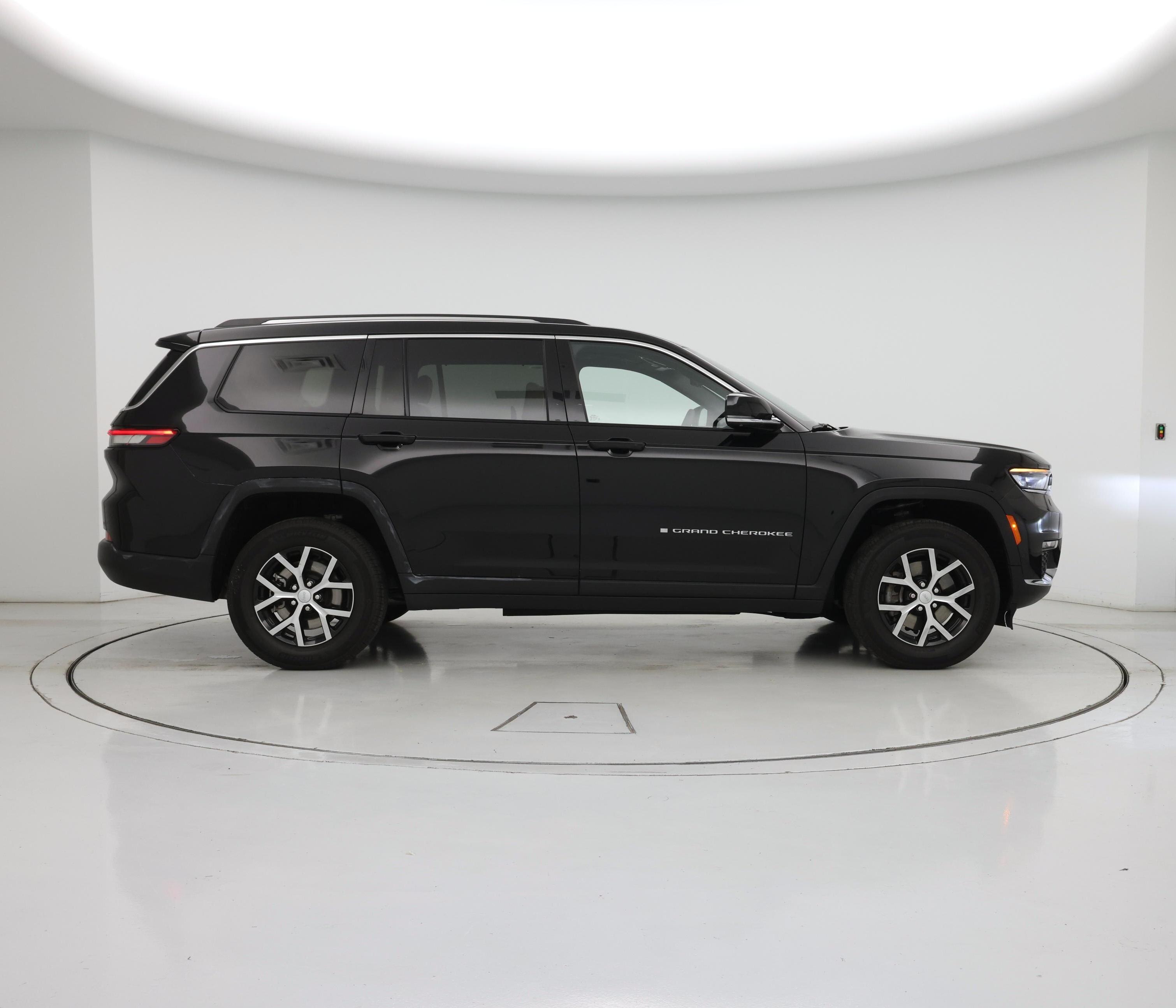Thumbnail: 2023 Jeep Grand Cherokee L - 7