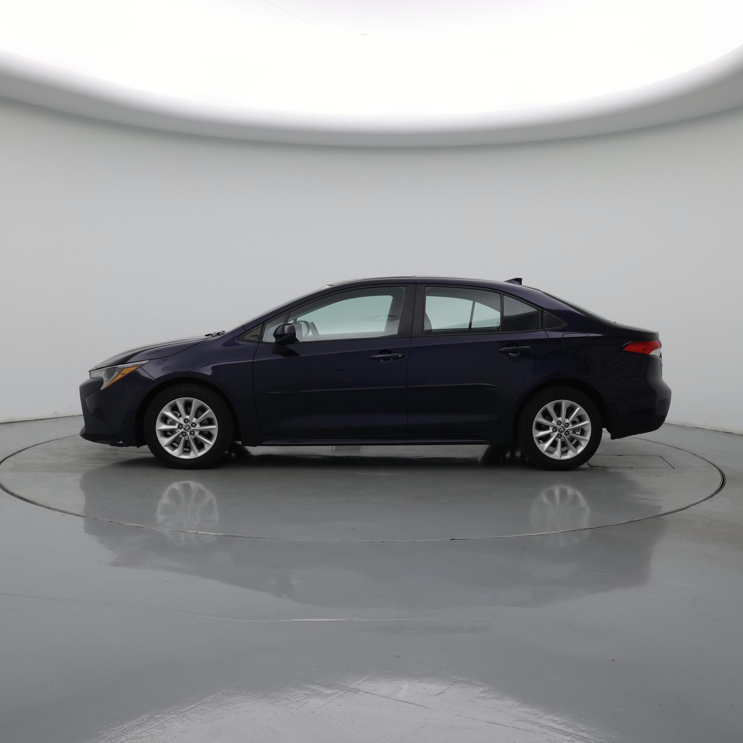 Thumbnail: 2022 Toyota Corolla - 3