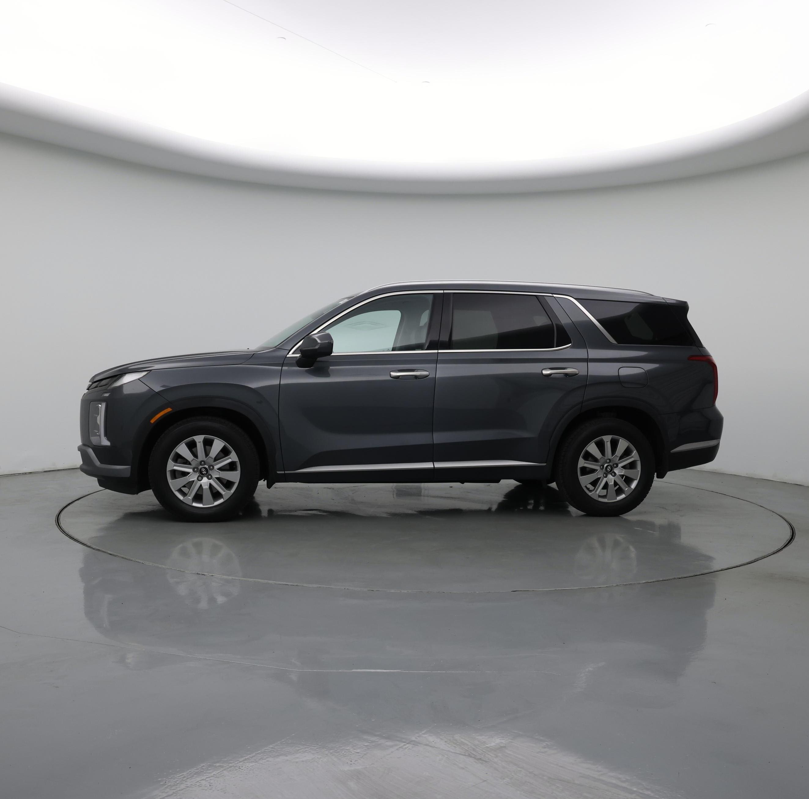 Thumbnail: 2023 Hyundai Palisade - 3