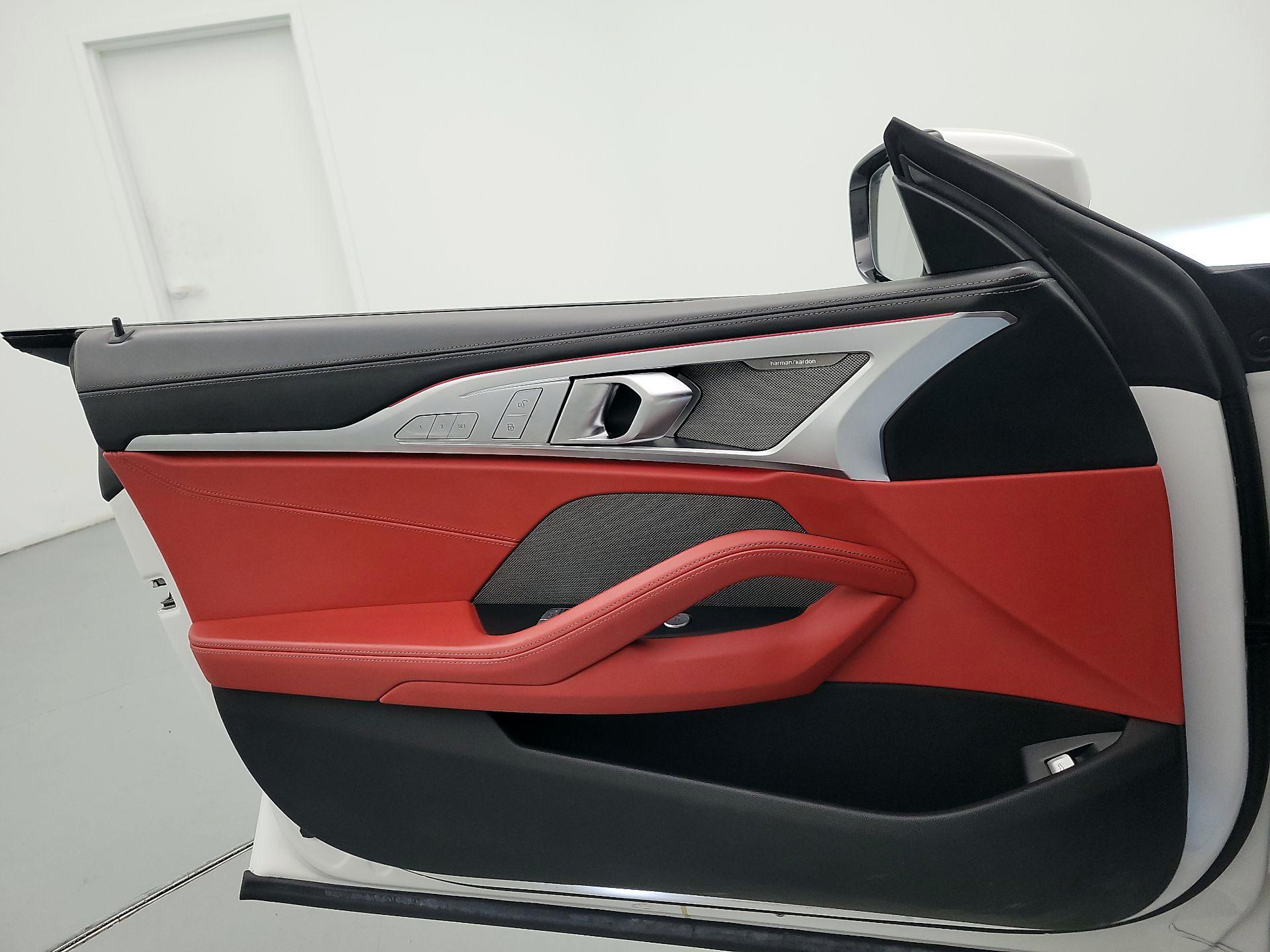 Thumbnail: 2020 BMW 8 Series - 12