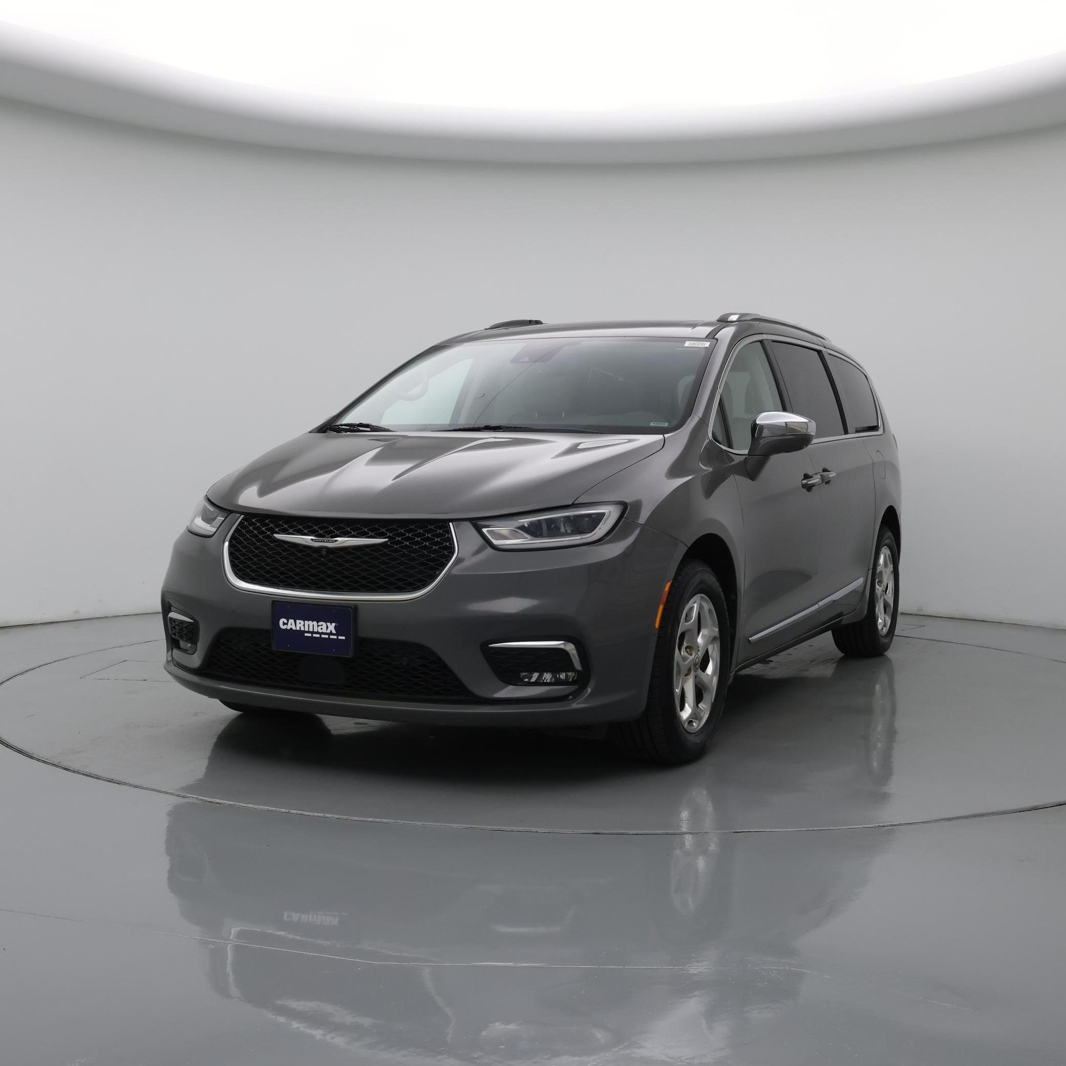 Thumbnail: 2021 Chrysler Pacifica - 4