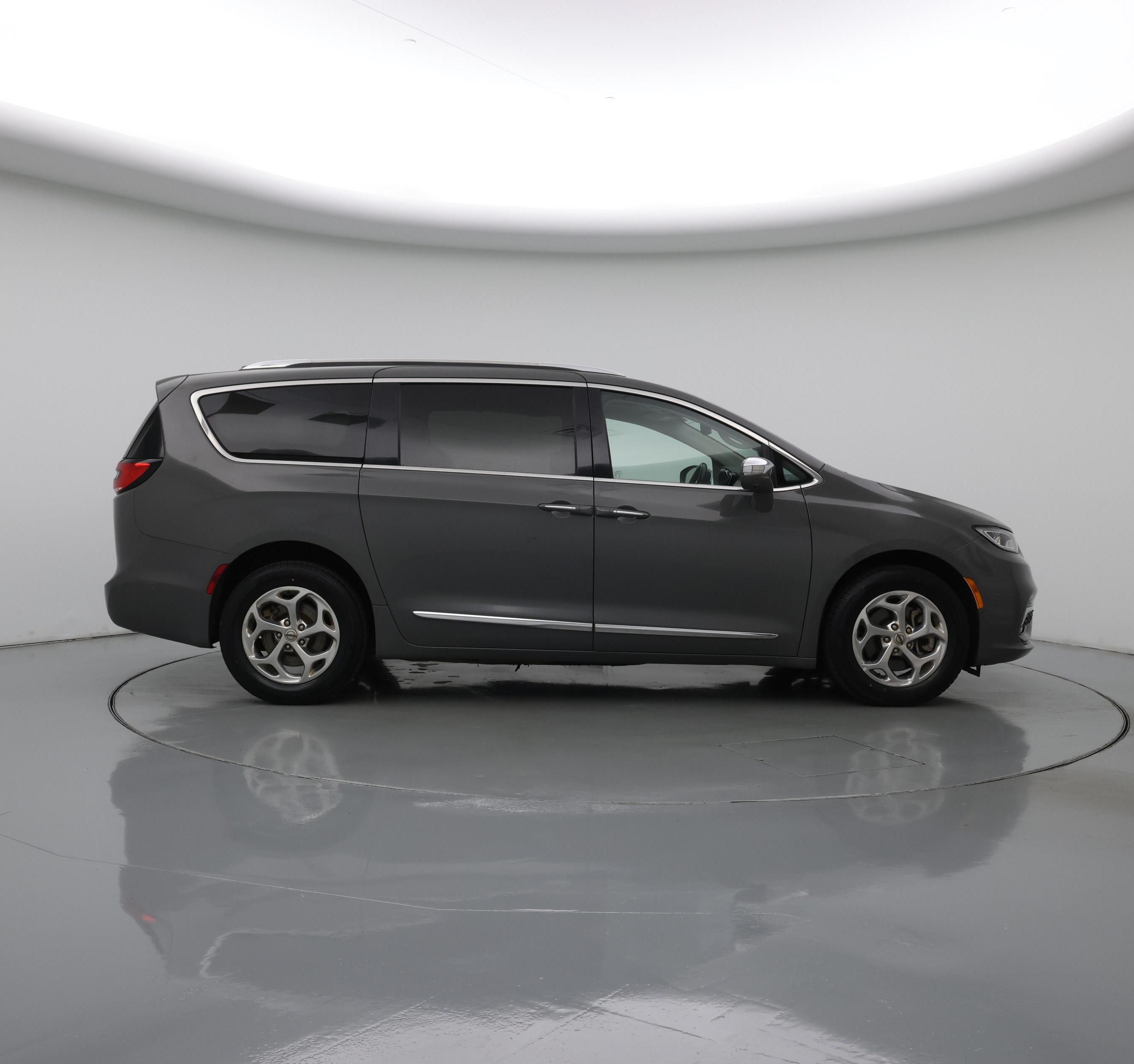 Thumbnail: 2021 Chrysler Pacifica - 7