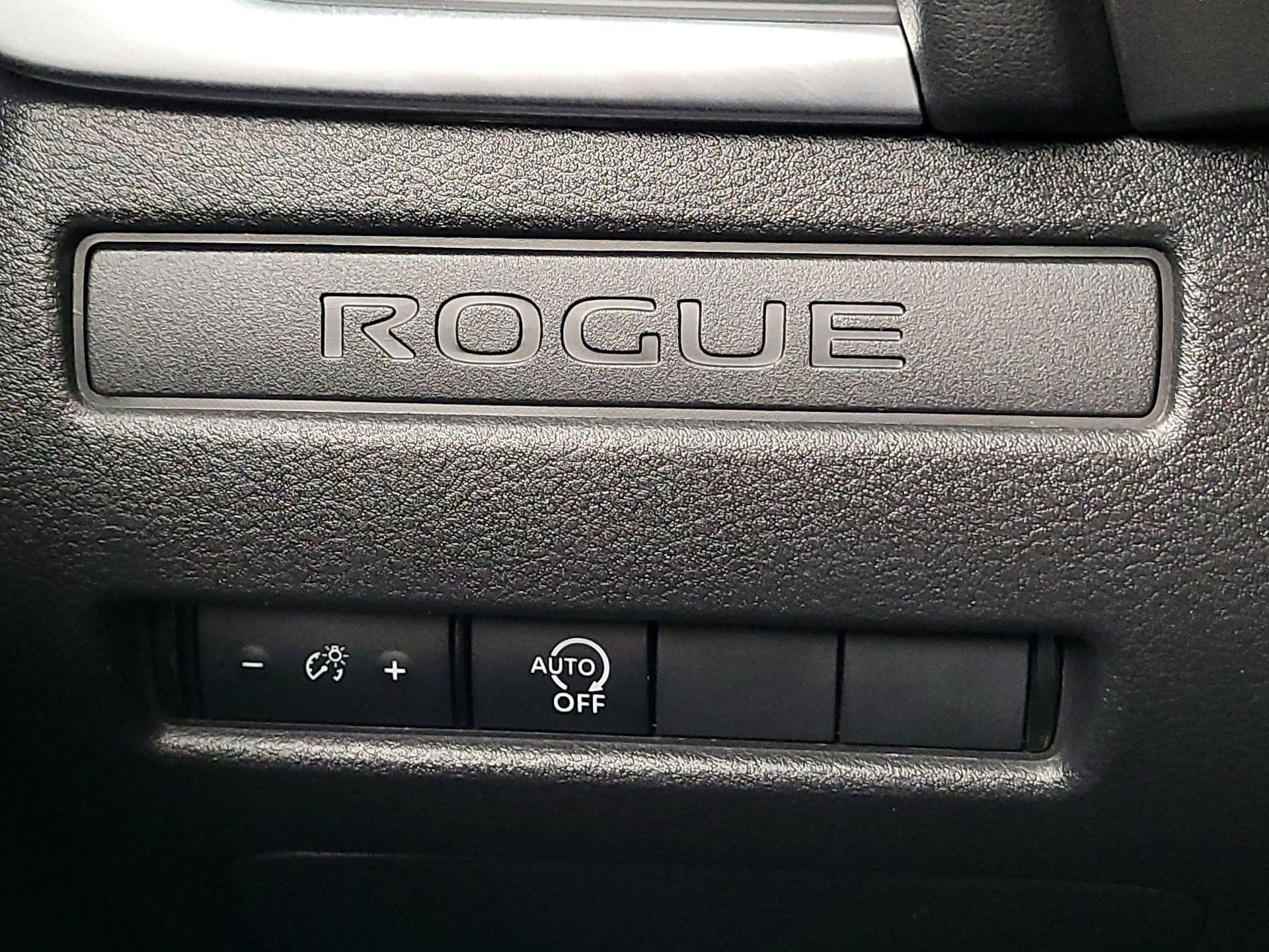 Thumbnail: 2023 Nissan Rogue - 13