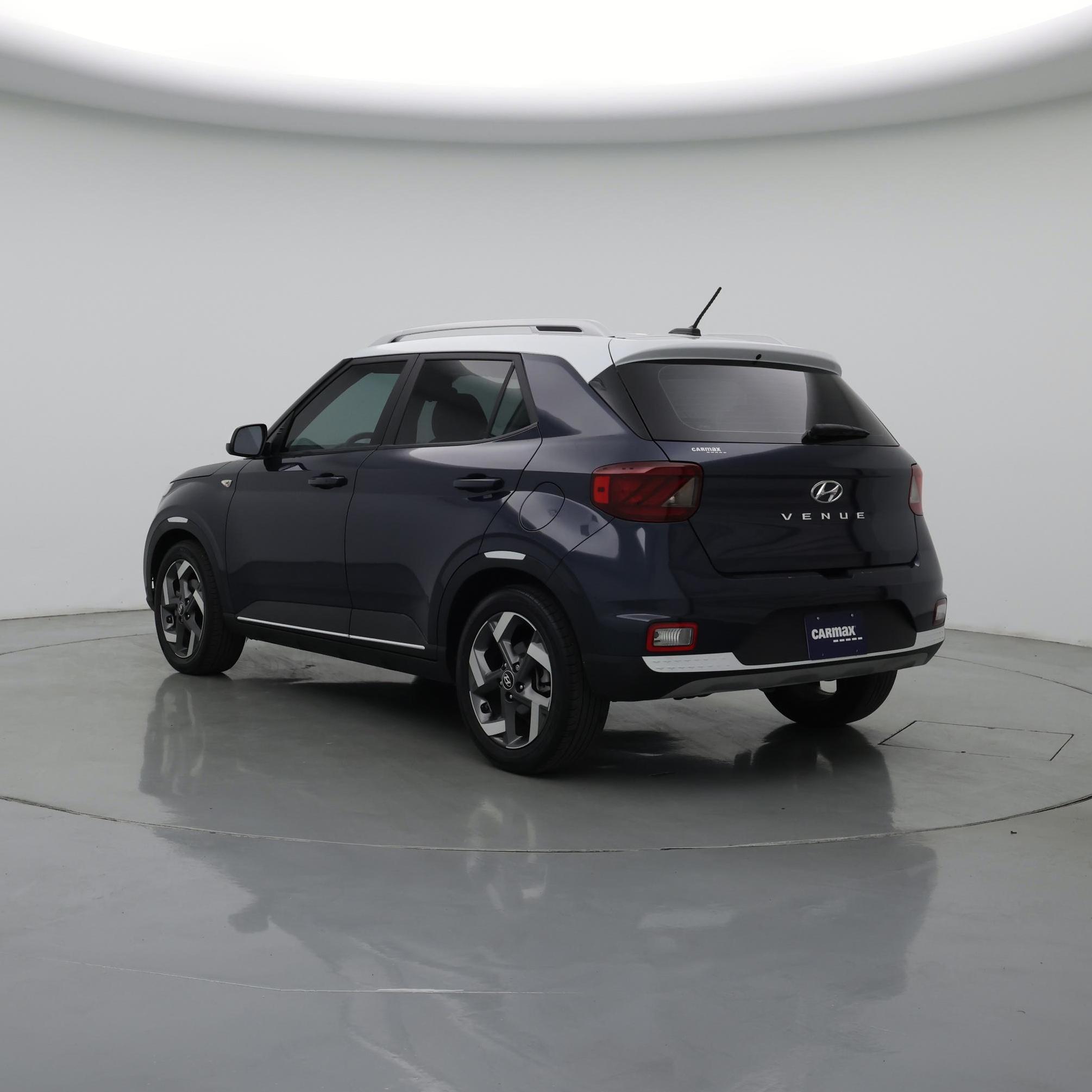Thumbnail: 2023 Hyundai Venue - 2